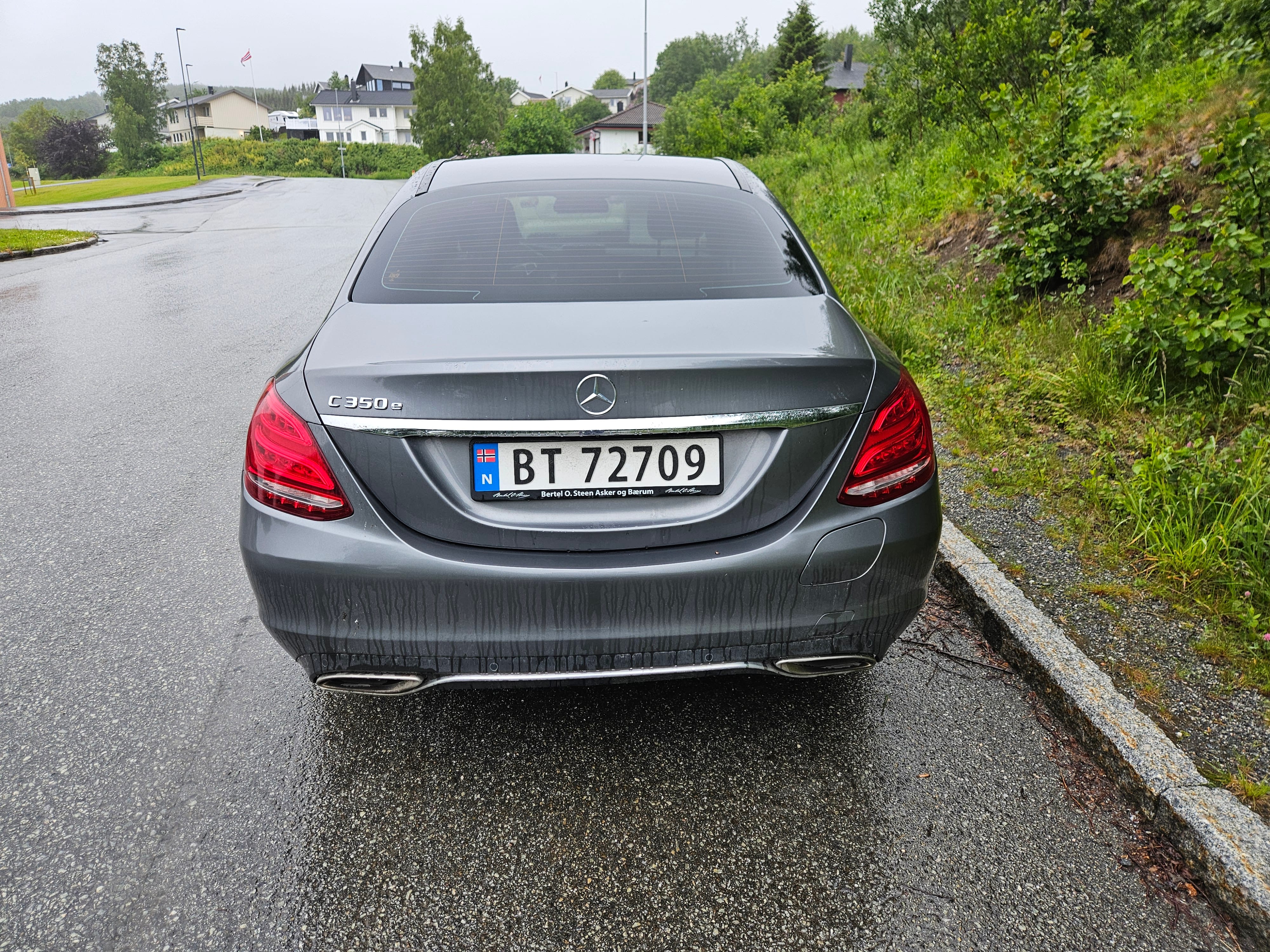 Mercedes-Benz C350e med GPS