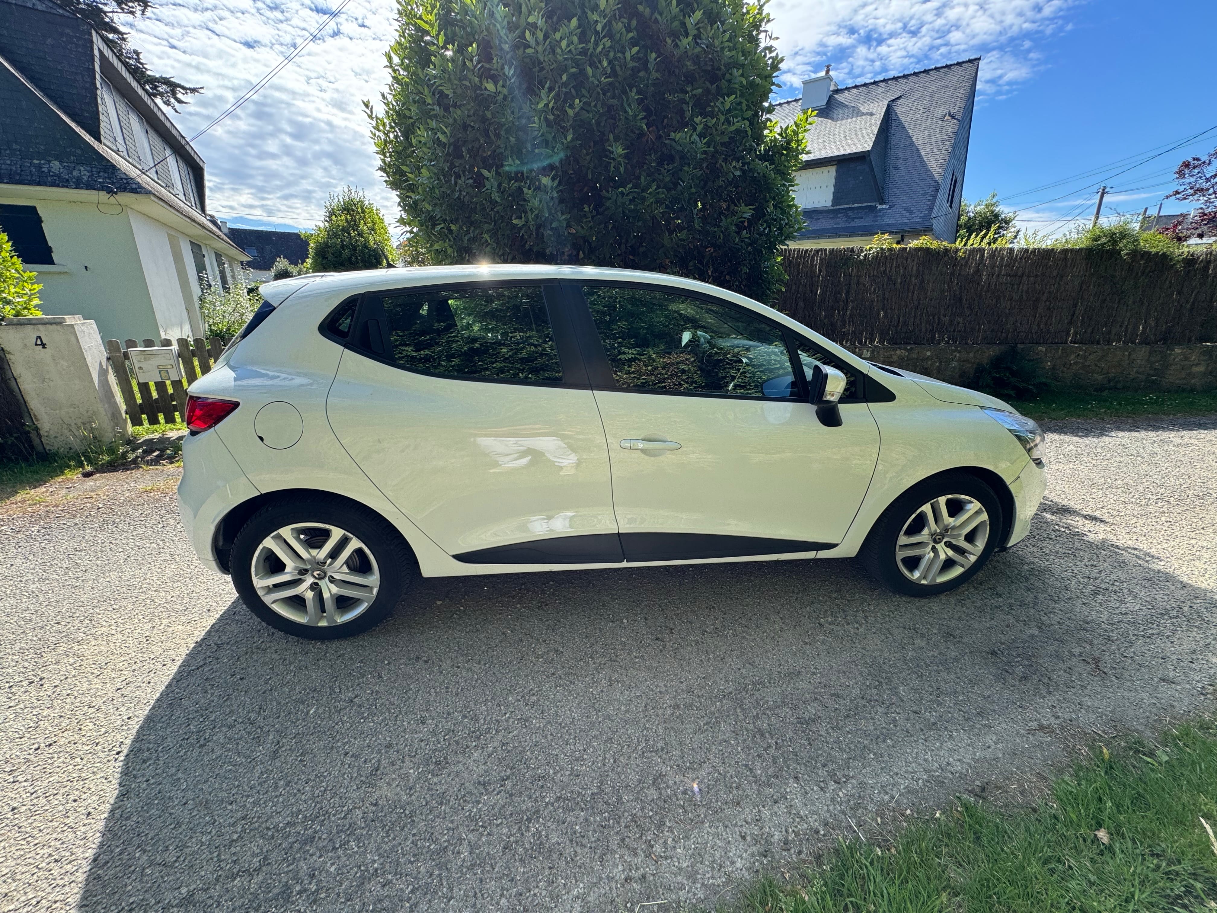 Renault Clio 1.5 dci avec Climatisation