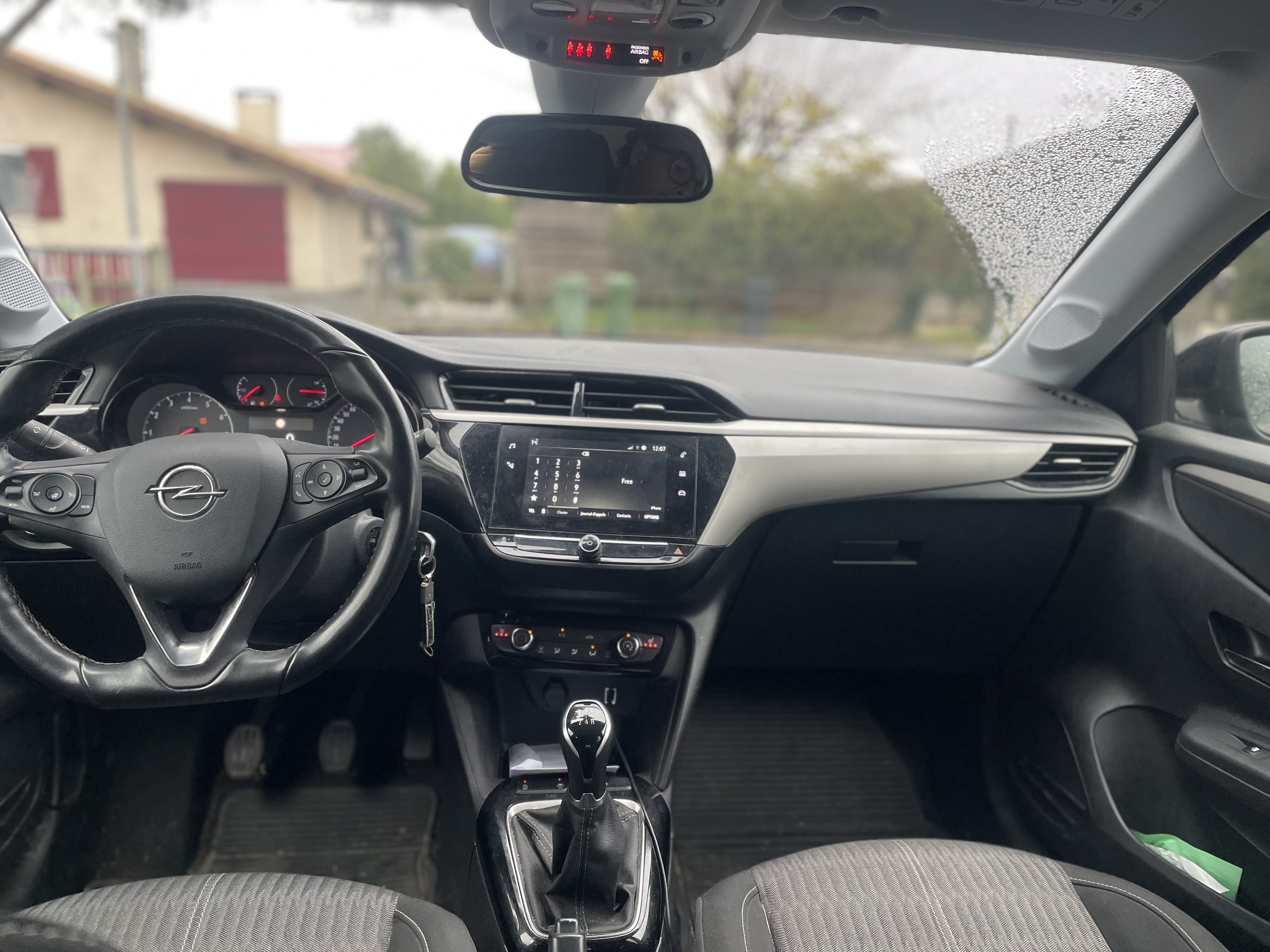 Opel Corsa avec Régulateur de vitesse