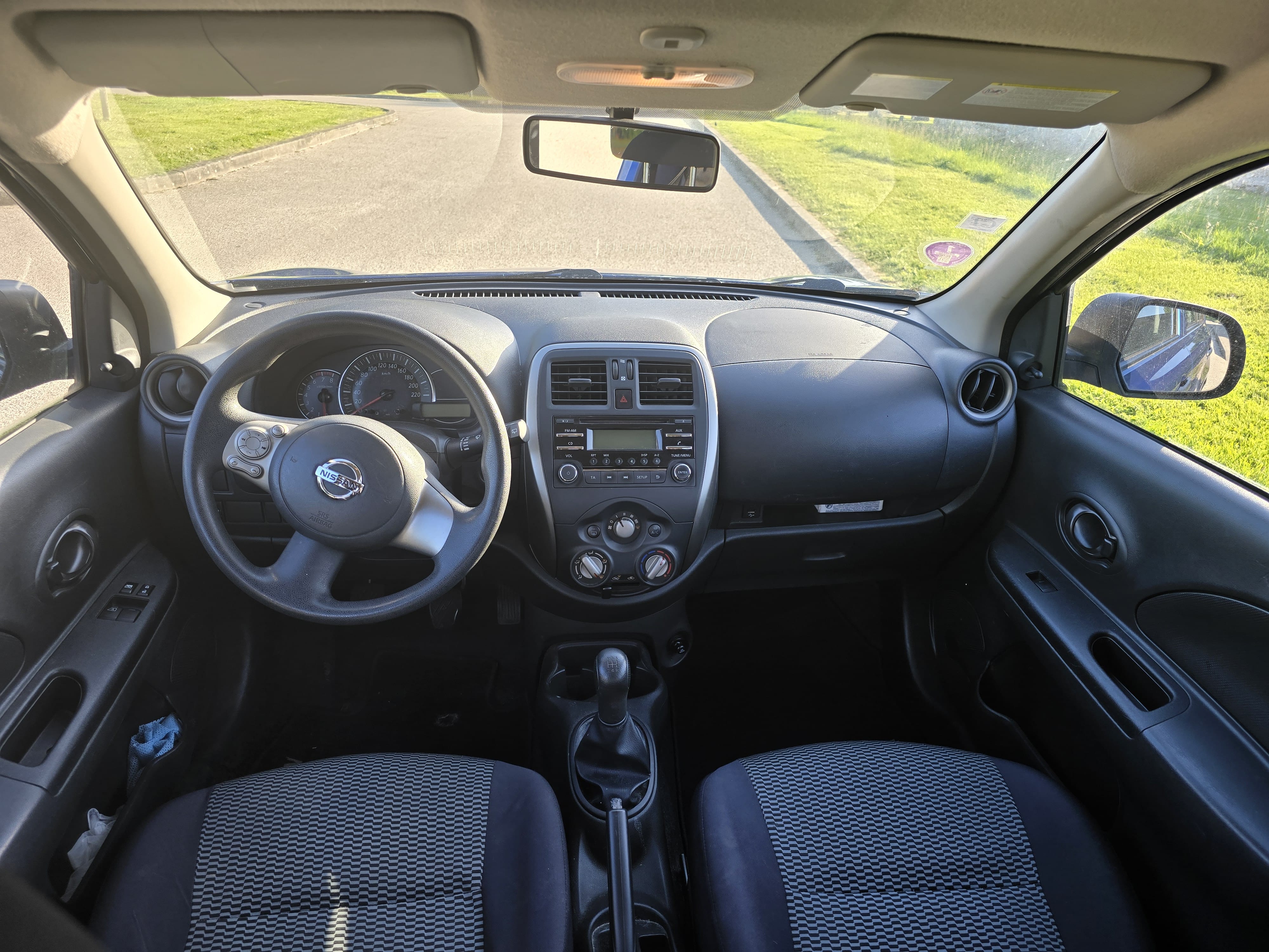 Nissan Micra 1.2 avec Audio Bluetooth