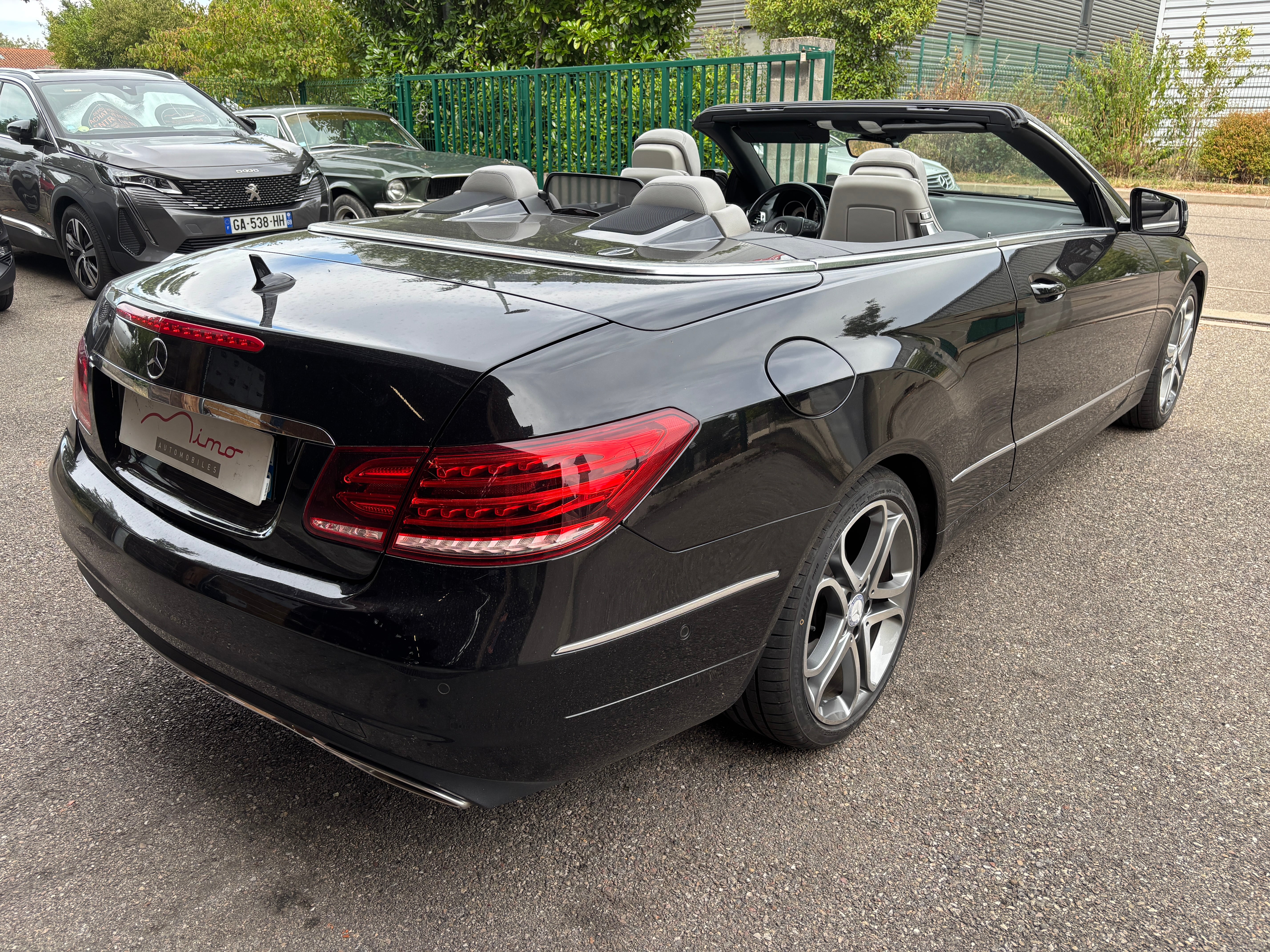 Mercedes-Benz Classe E Cabriolet avec GPS