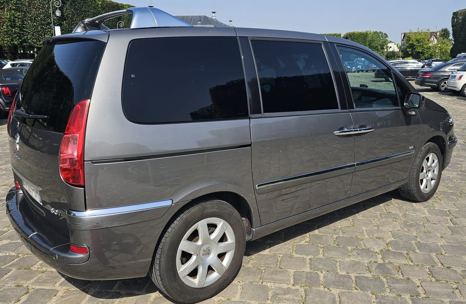 Peugeot 807 avec GPS