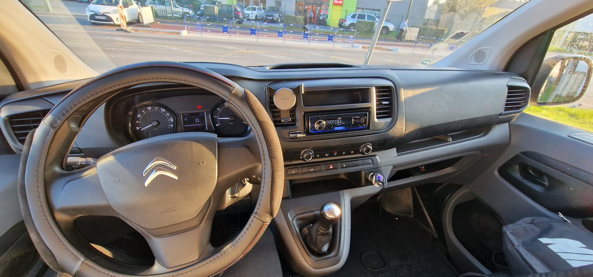 Citroen Jumpy EK803DY - Athis-Mons avec Audio Bluetooth