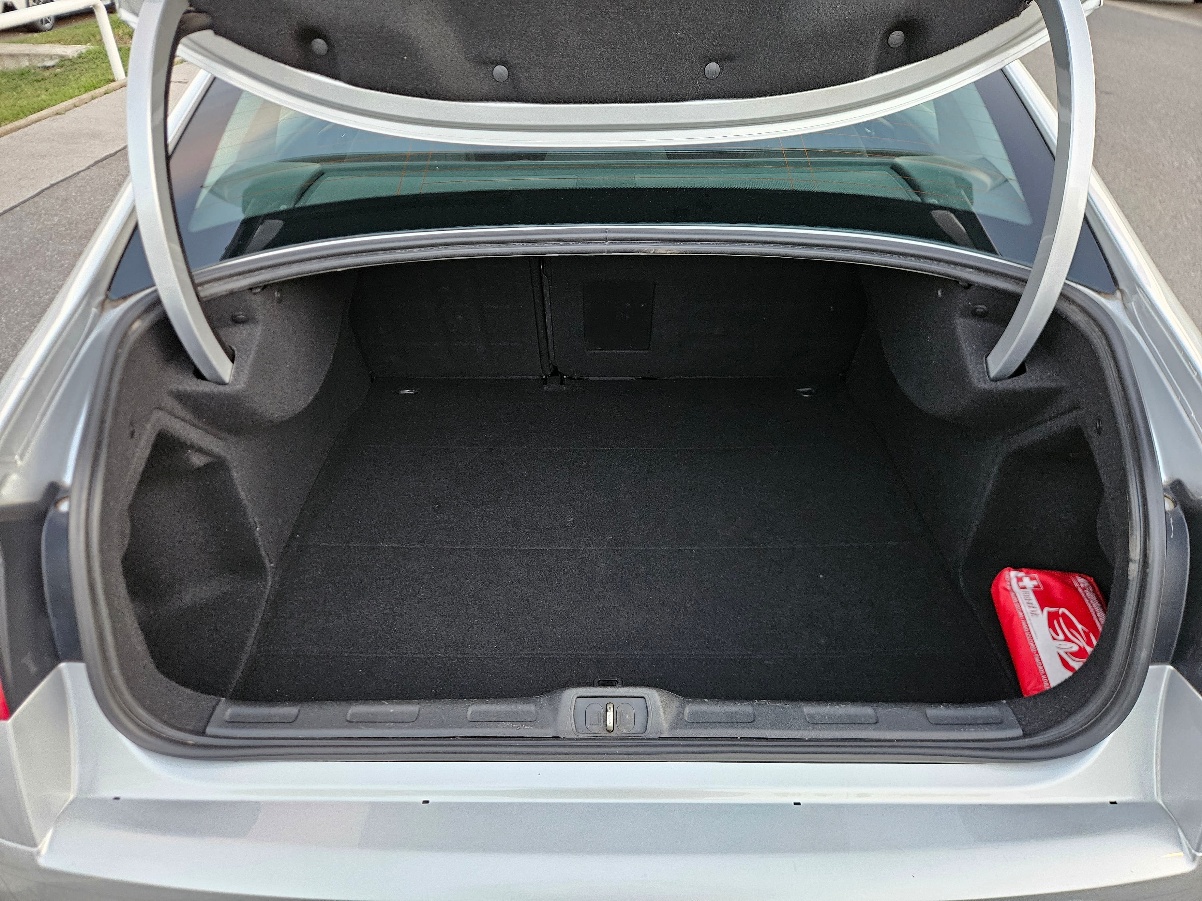Citroen C5 2.0 Automatik mit USB-Ladeanschlüsse