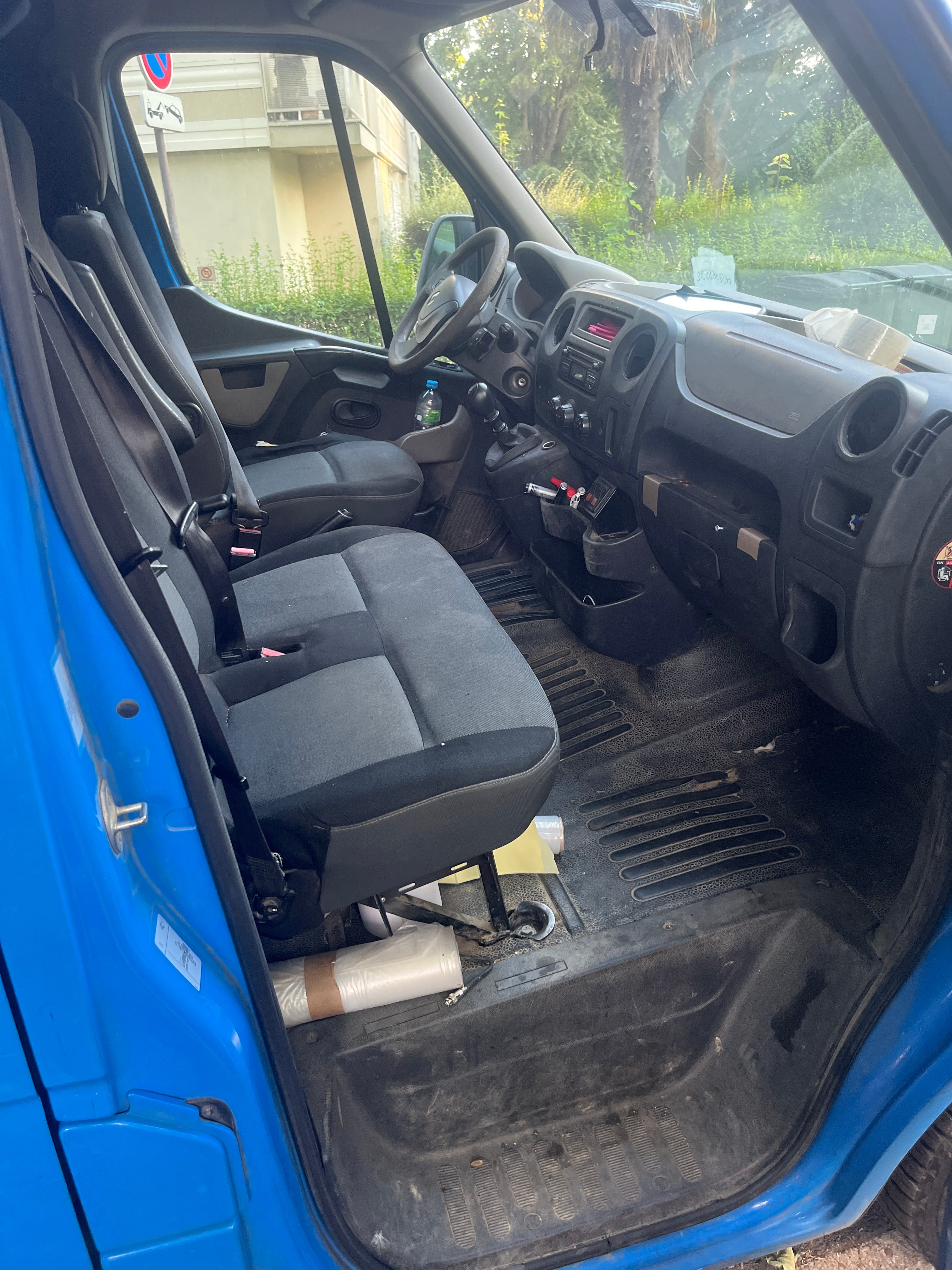 Renault Master avec Attelage