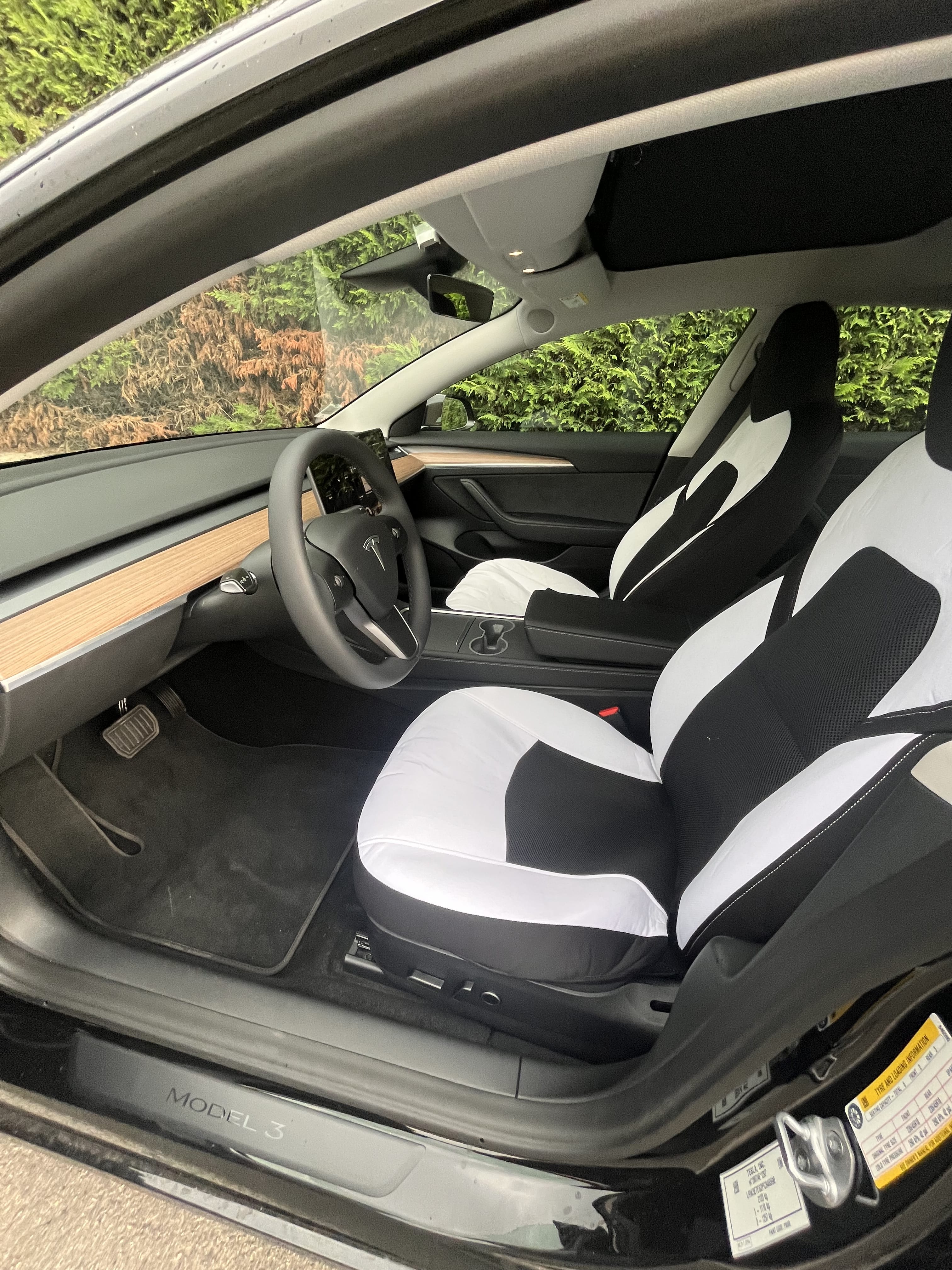 Tesla Model 3 Grande autonomie propulsion noire 2023 avec Audio Bluetooth