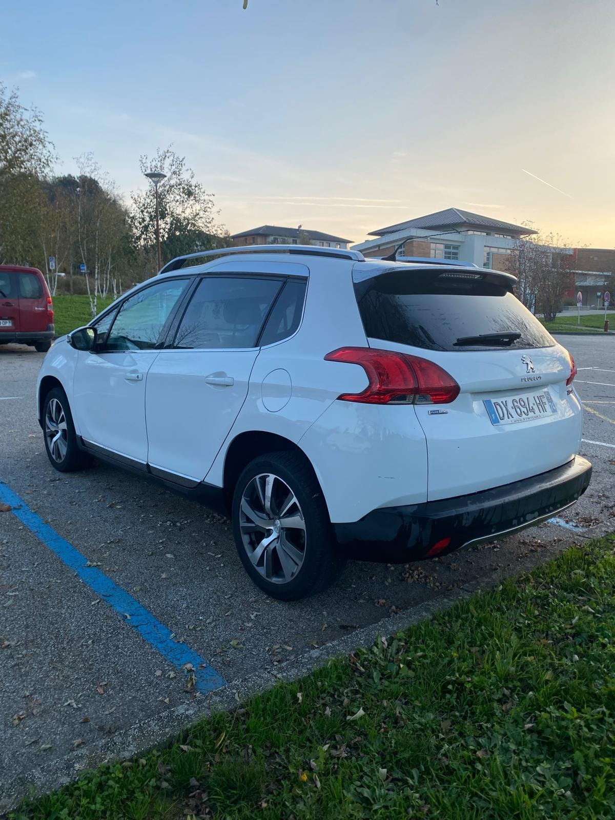 Peugeot 2008 avec Climatisation