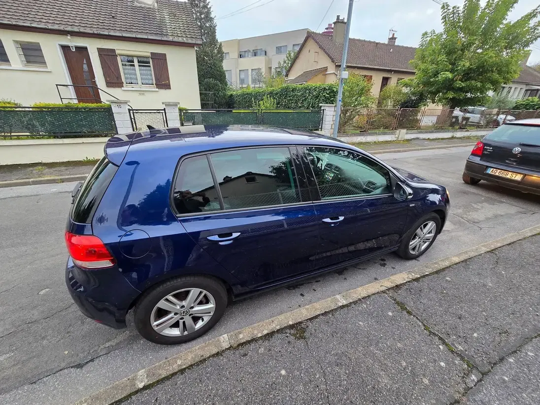 Volkswagen Golf VI Match avec Autoradio