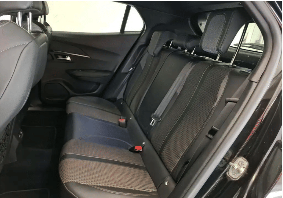 Peugeot 2008 GT Line avec Régulateur de vitesse
