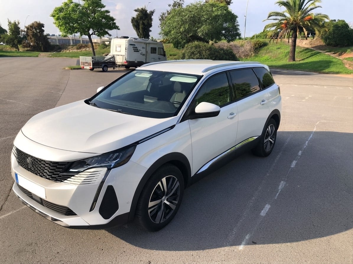Peugeot 5008, 2021, Diesel, Automático, 7 plazas