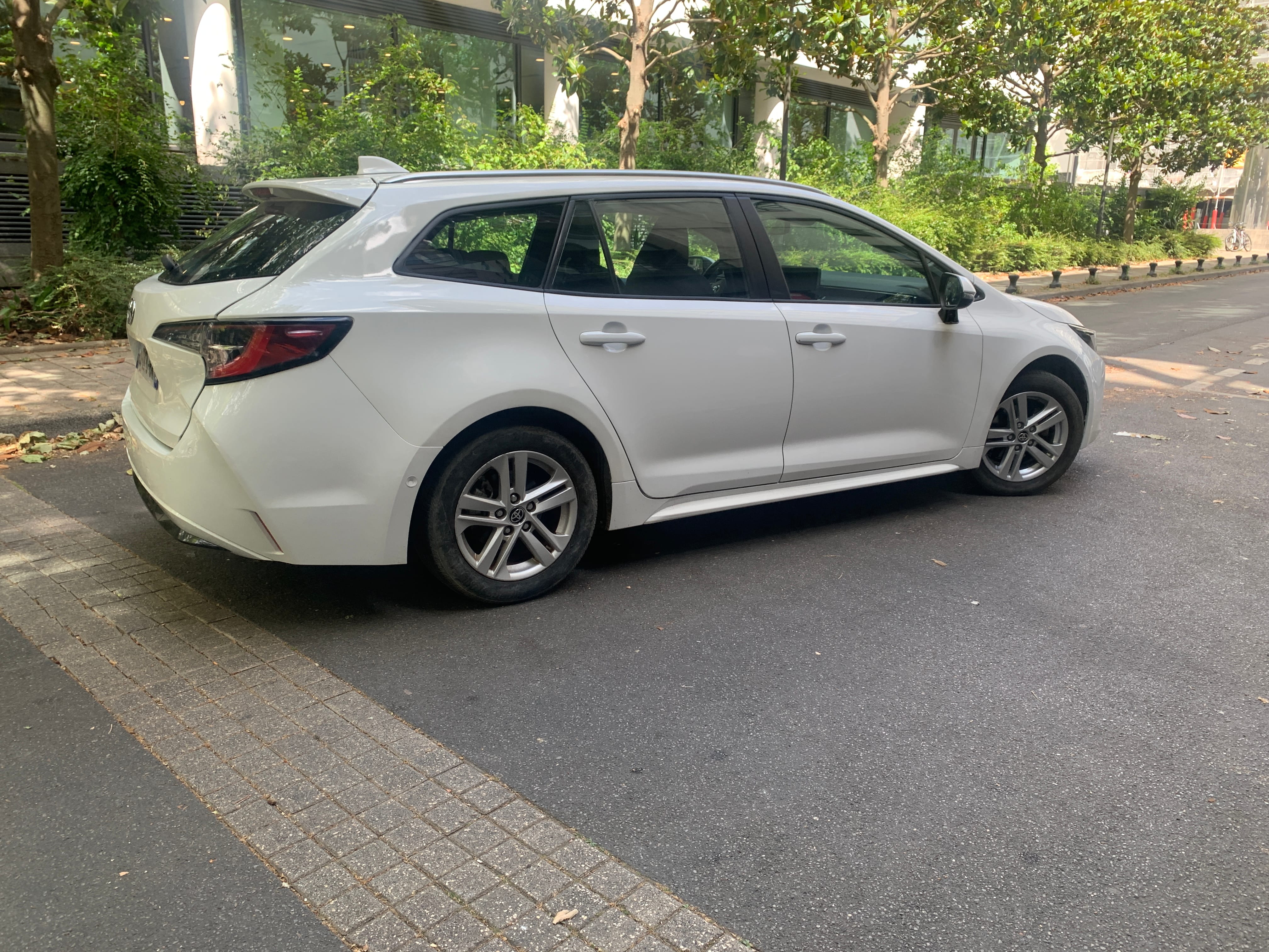 Toyota Corolla Break Hybride met GPS
