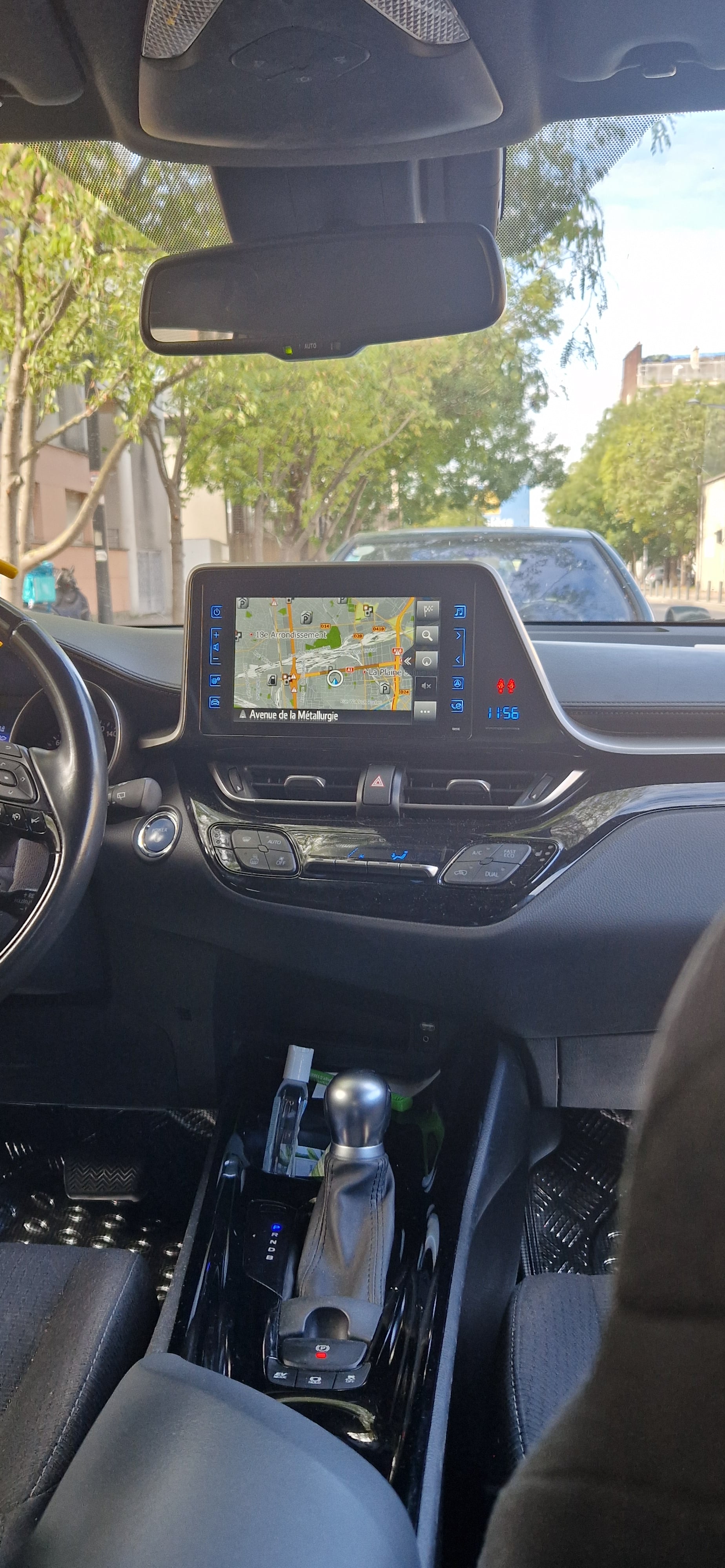 Toyota C-HR, 2019, Essence 95 / Électrique (hybride), automatique