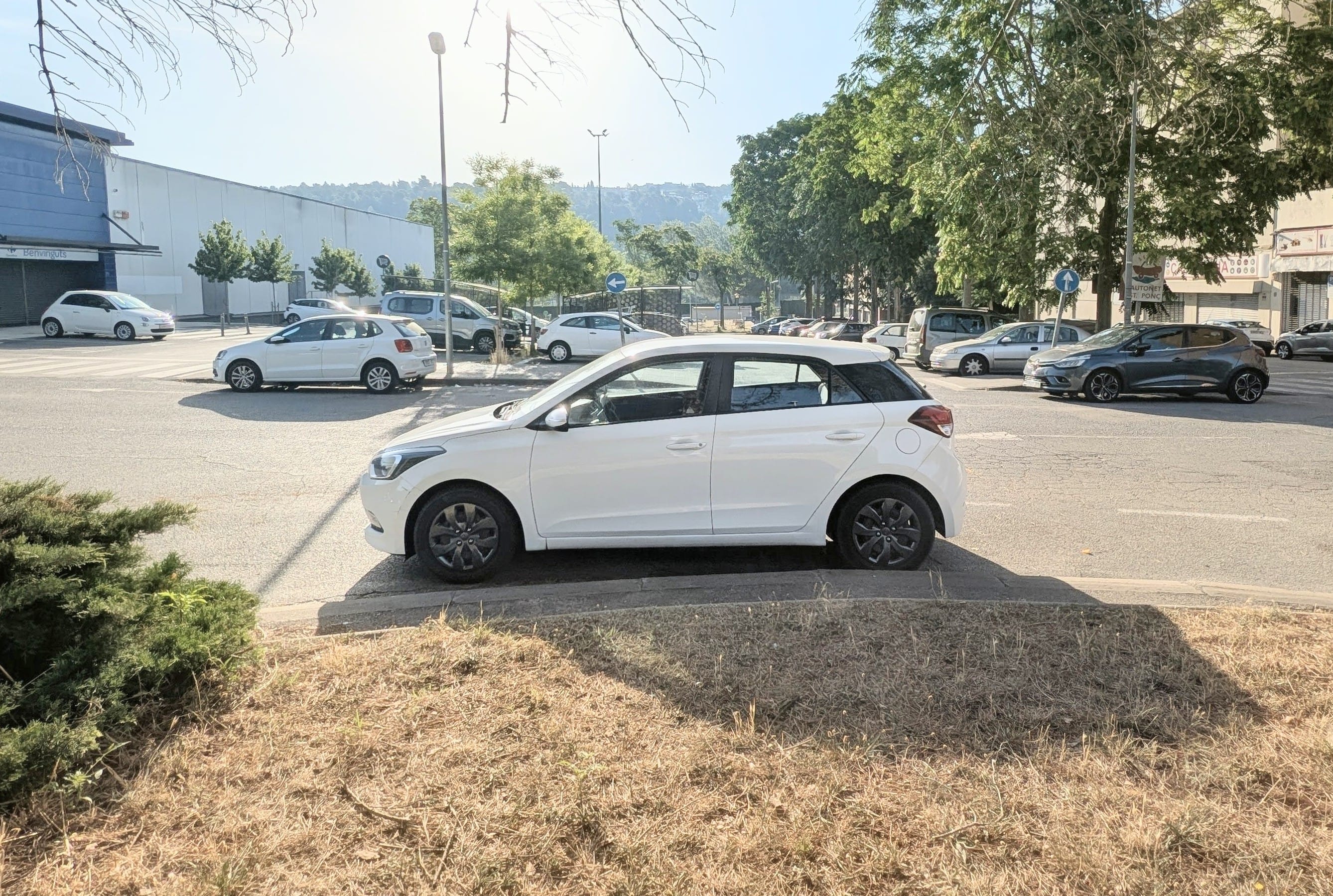 Hyundai i20 con Aire acondicionado