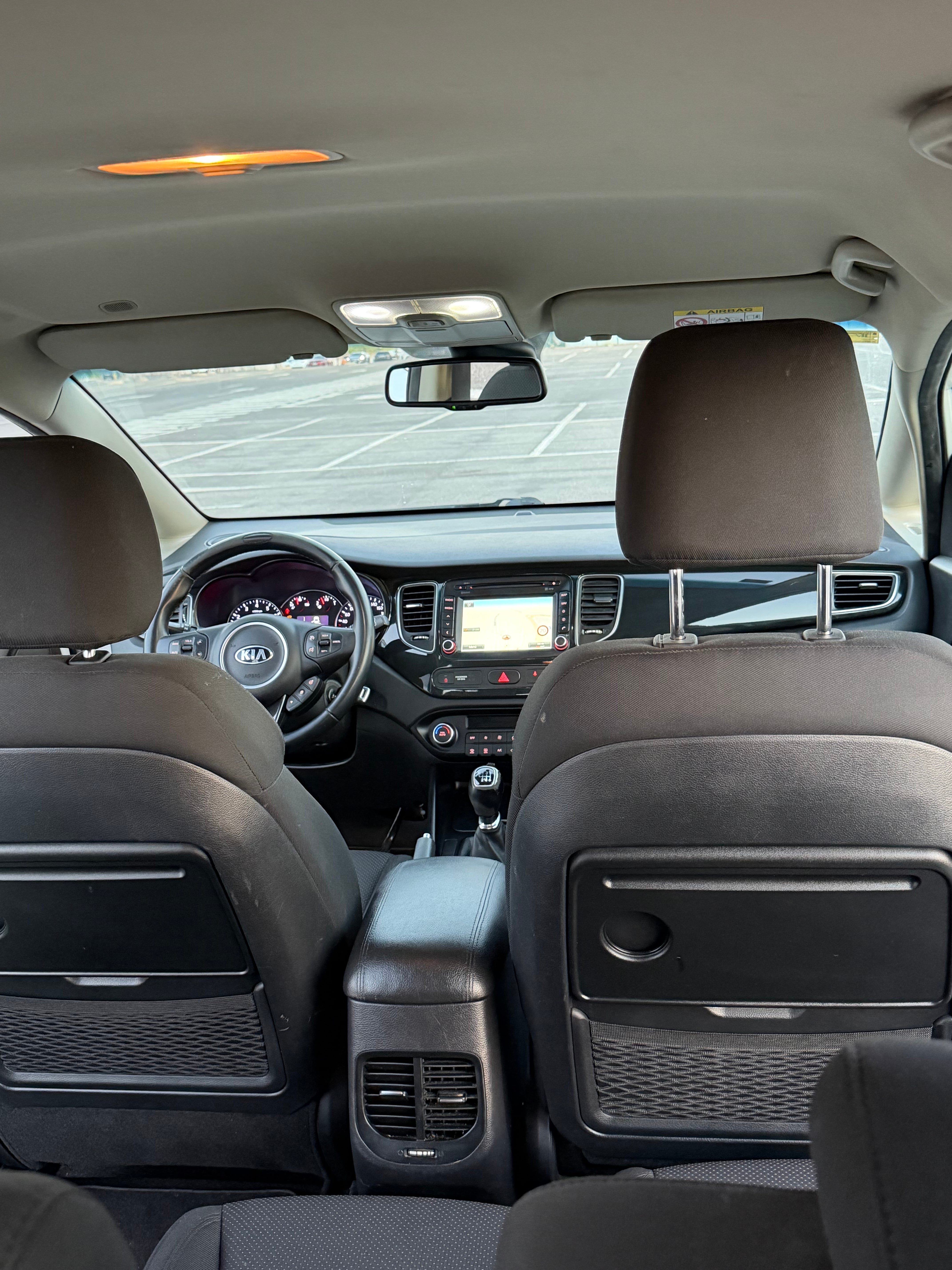 Kia Carens 1.6 GDI with GPS