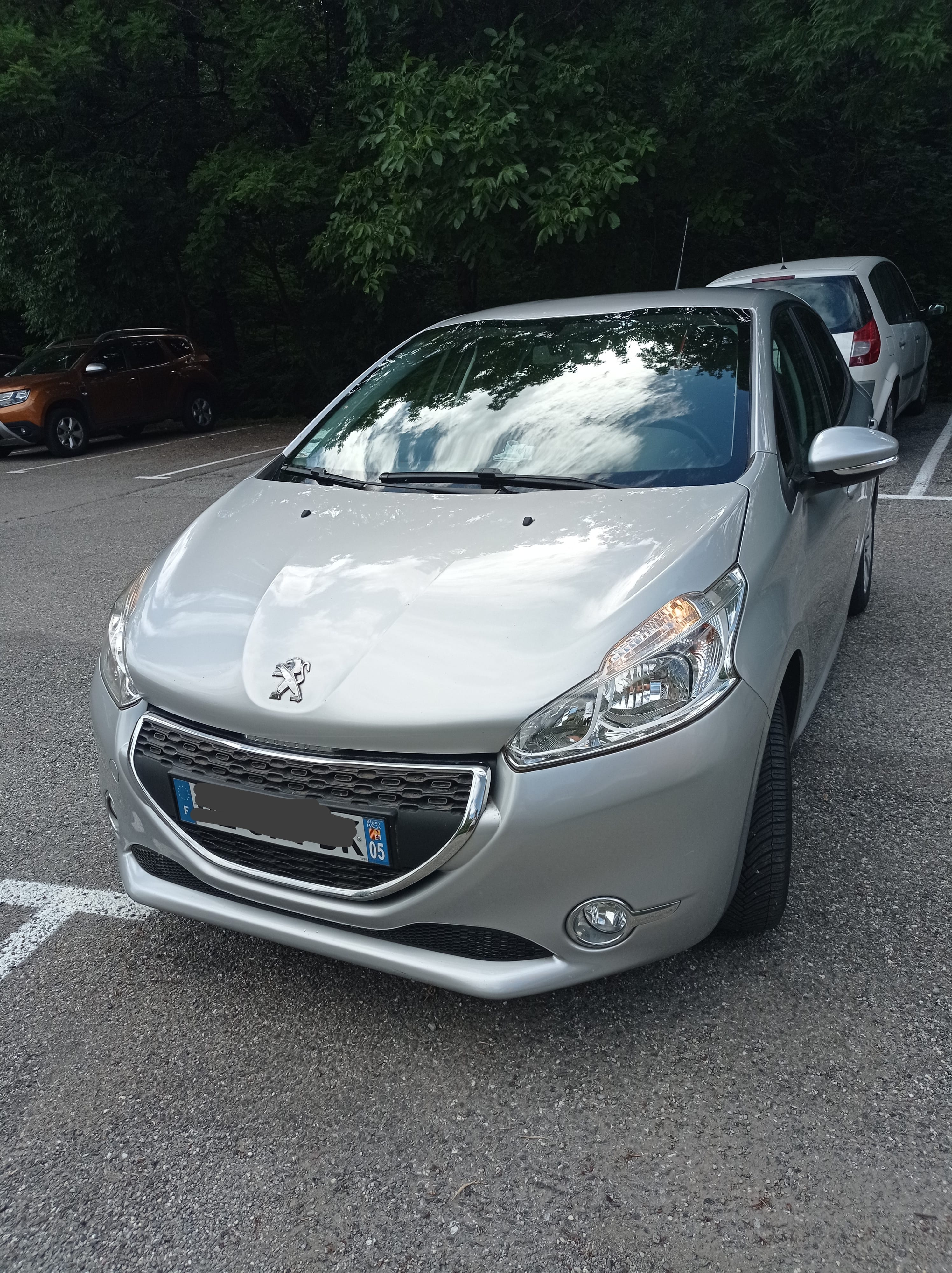 Peugeot 208, 2014, Essence 95