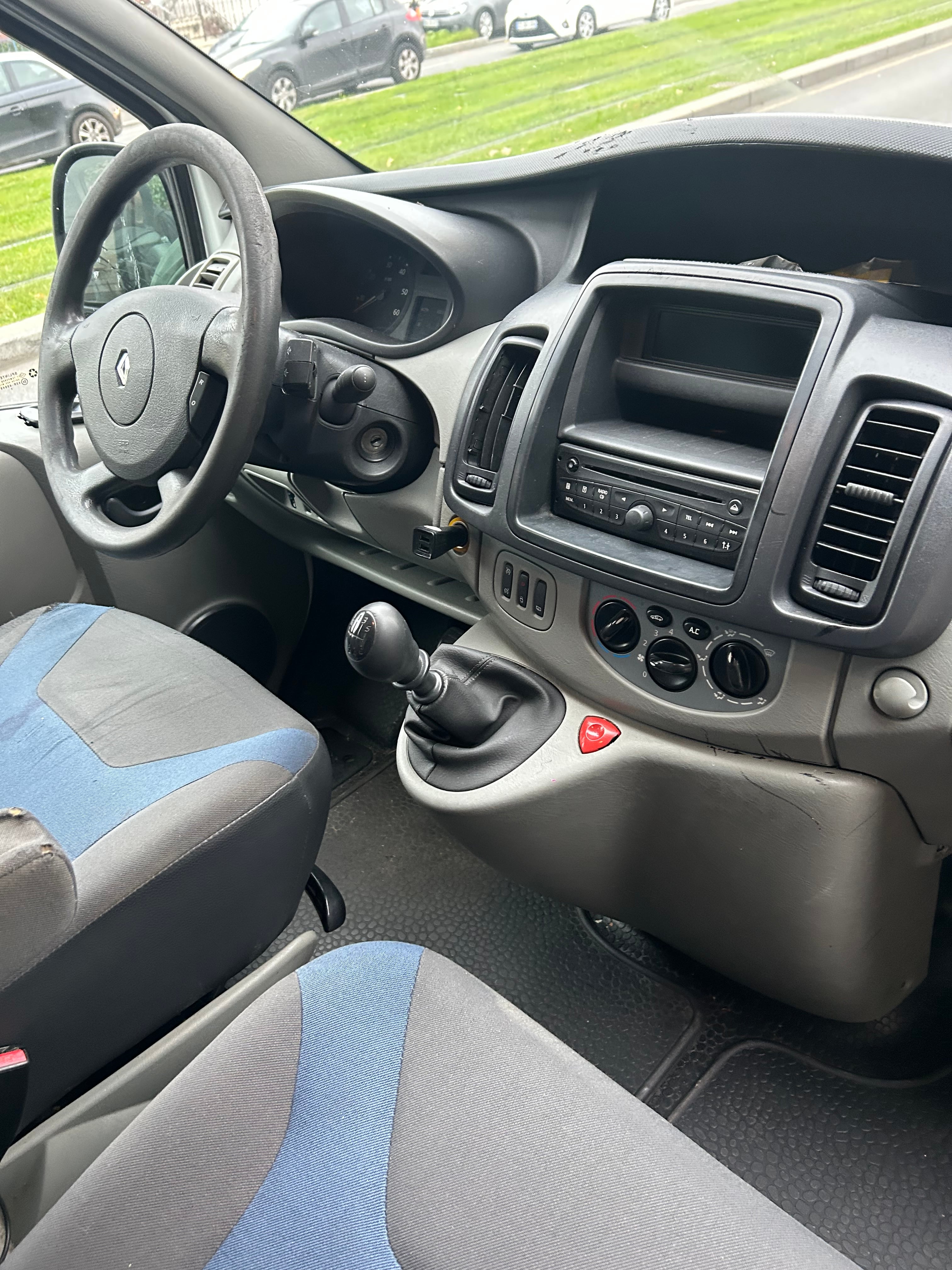Renault Trafic L1H1 avec Port USB