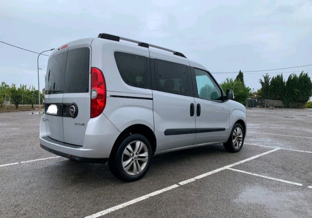 Opel Combo con Audio Bluetooth