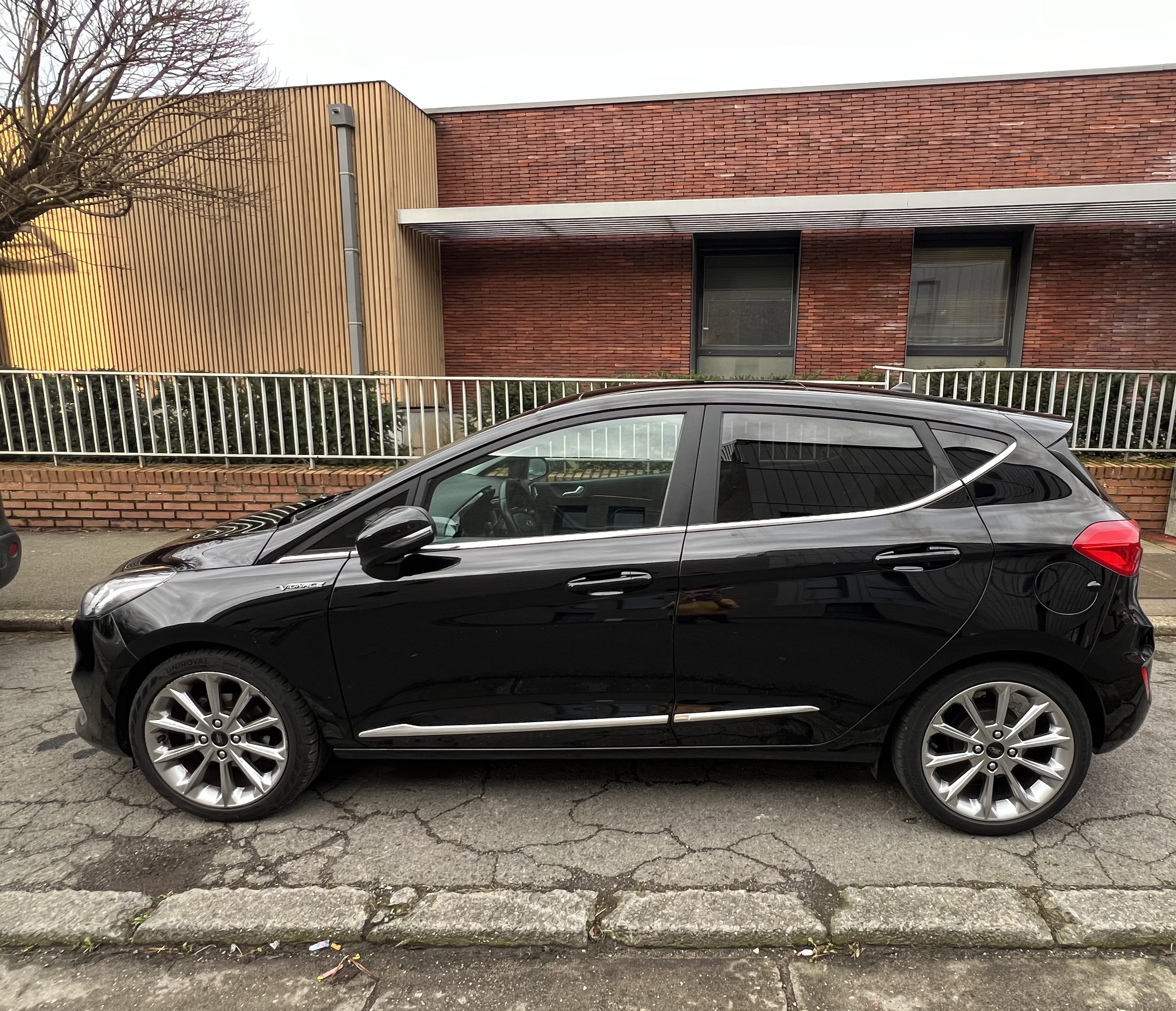 Ford Fiesta Business avec Climatisation