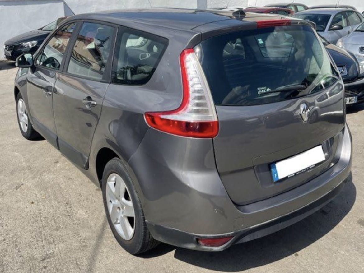 Renault Grand Scenic 7PL DCI 130