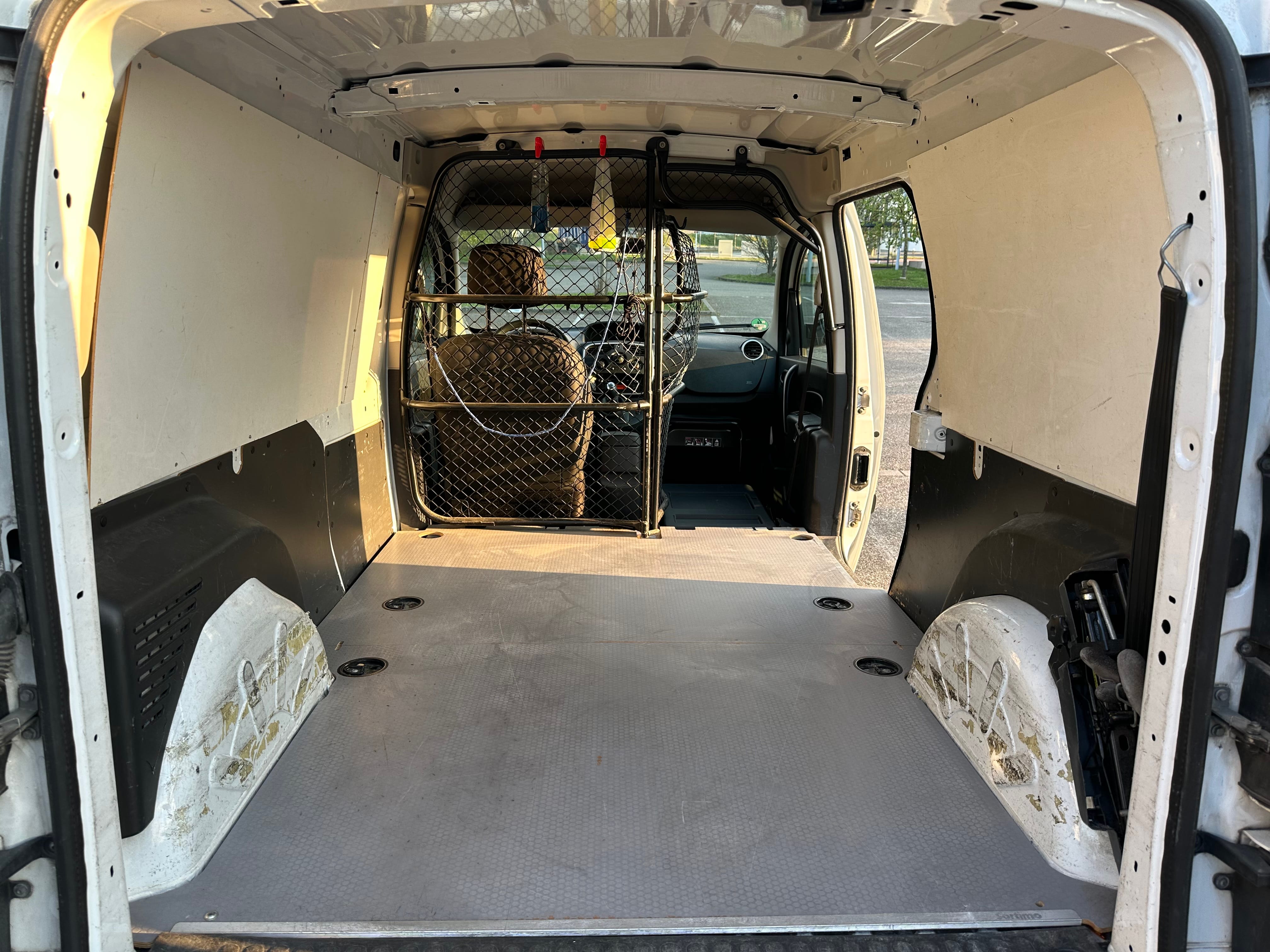Renault Kangoo Express avec Entrée audio / iPod