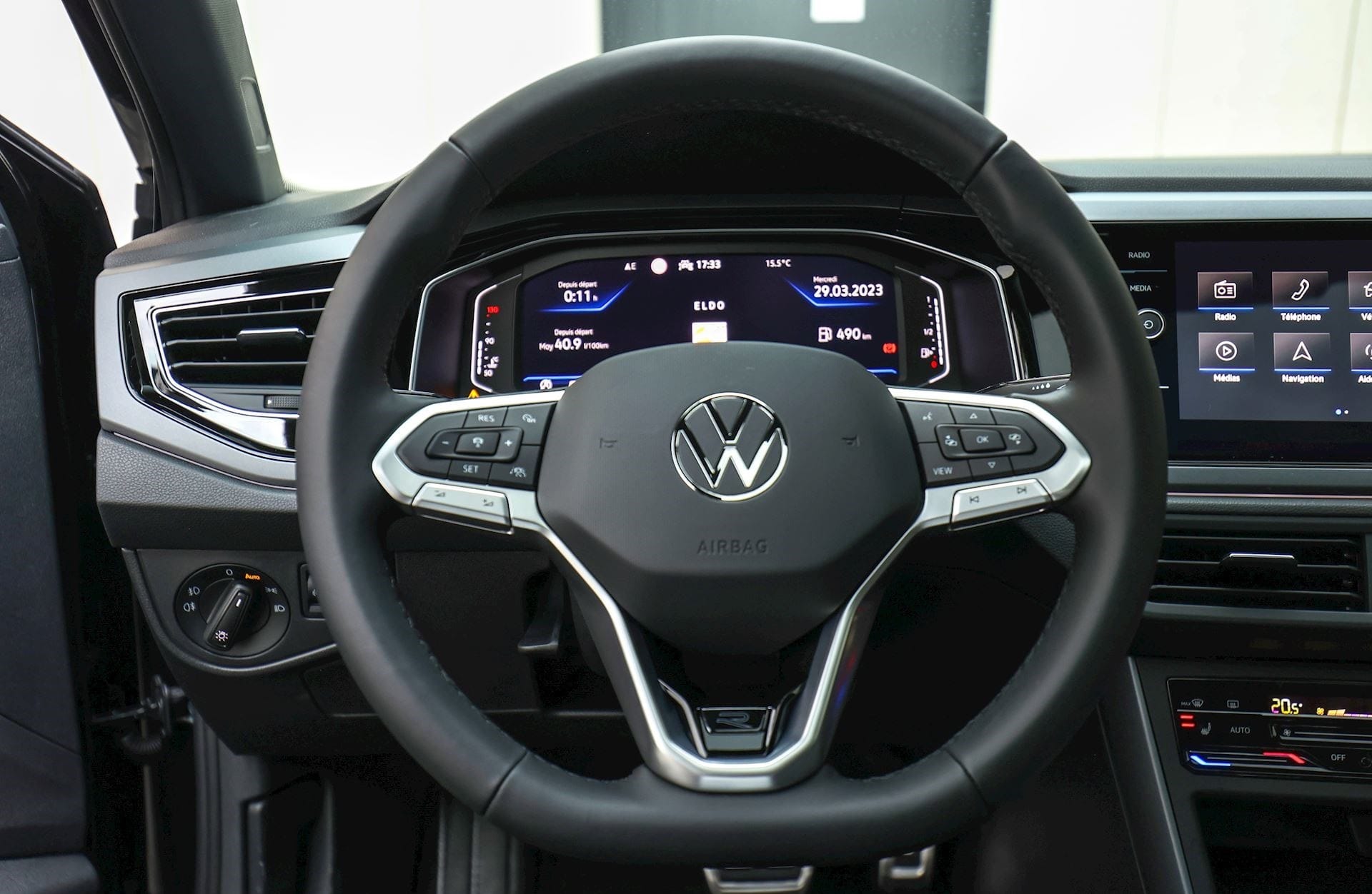 Volkswagen Taigo with Cruise control