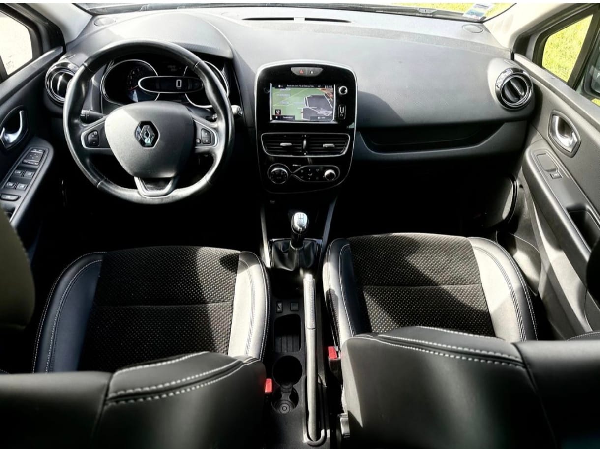 Renault Clio avec Apple CarPlay