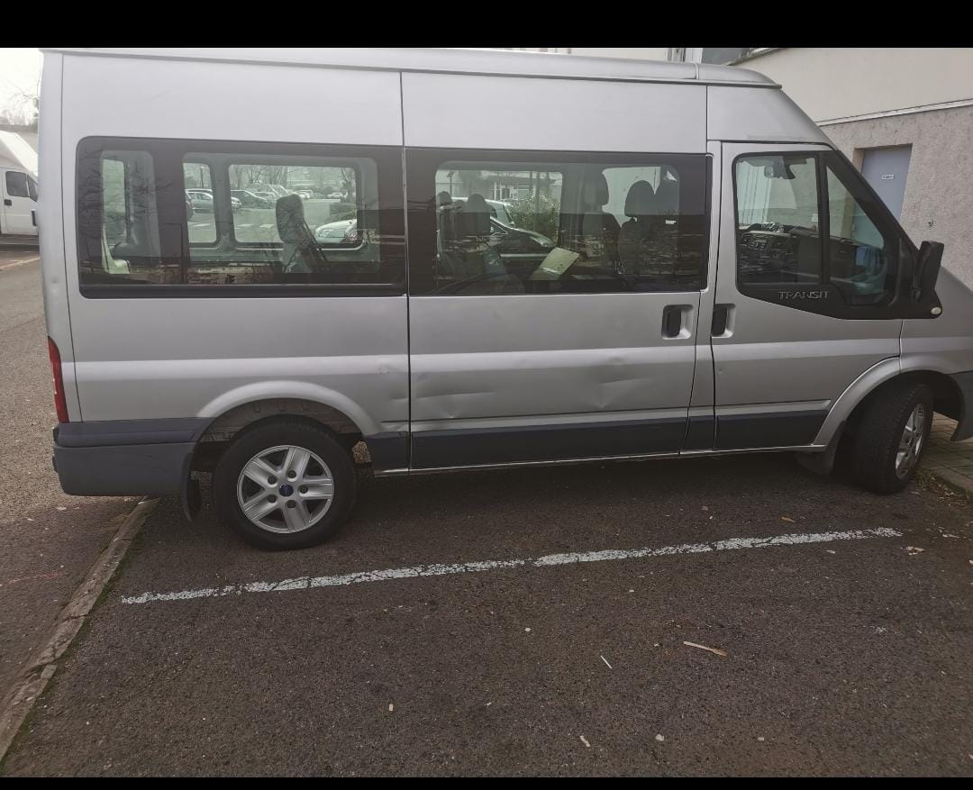 Ford Transit Passenger Van avec Climatisation