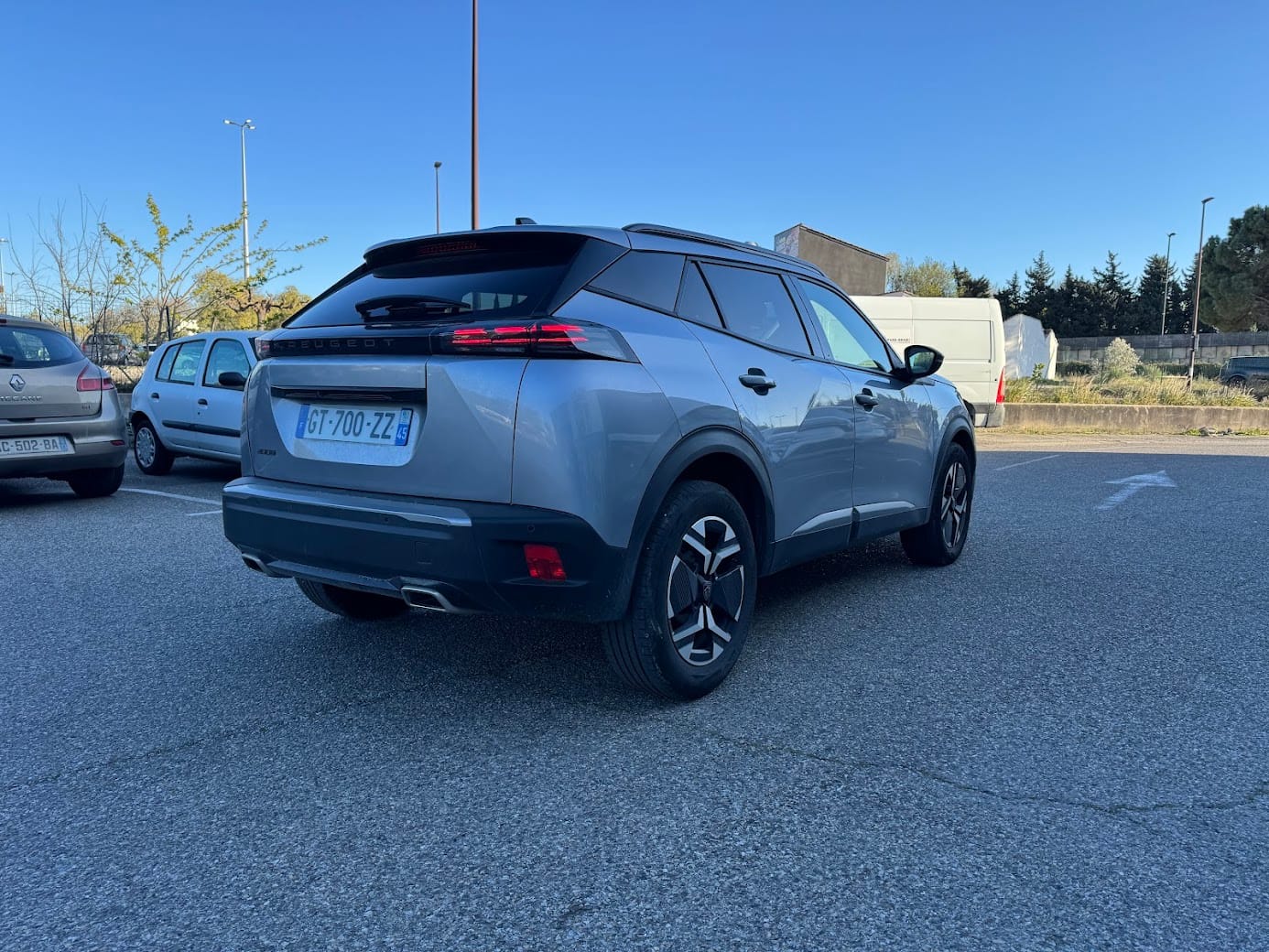 Peugeot 2008 Ess BV auto GT700ZZ avec Caméra de recul