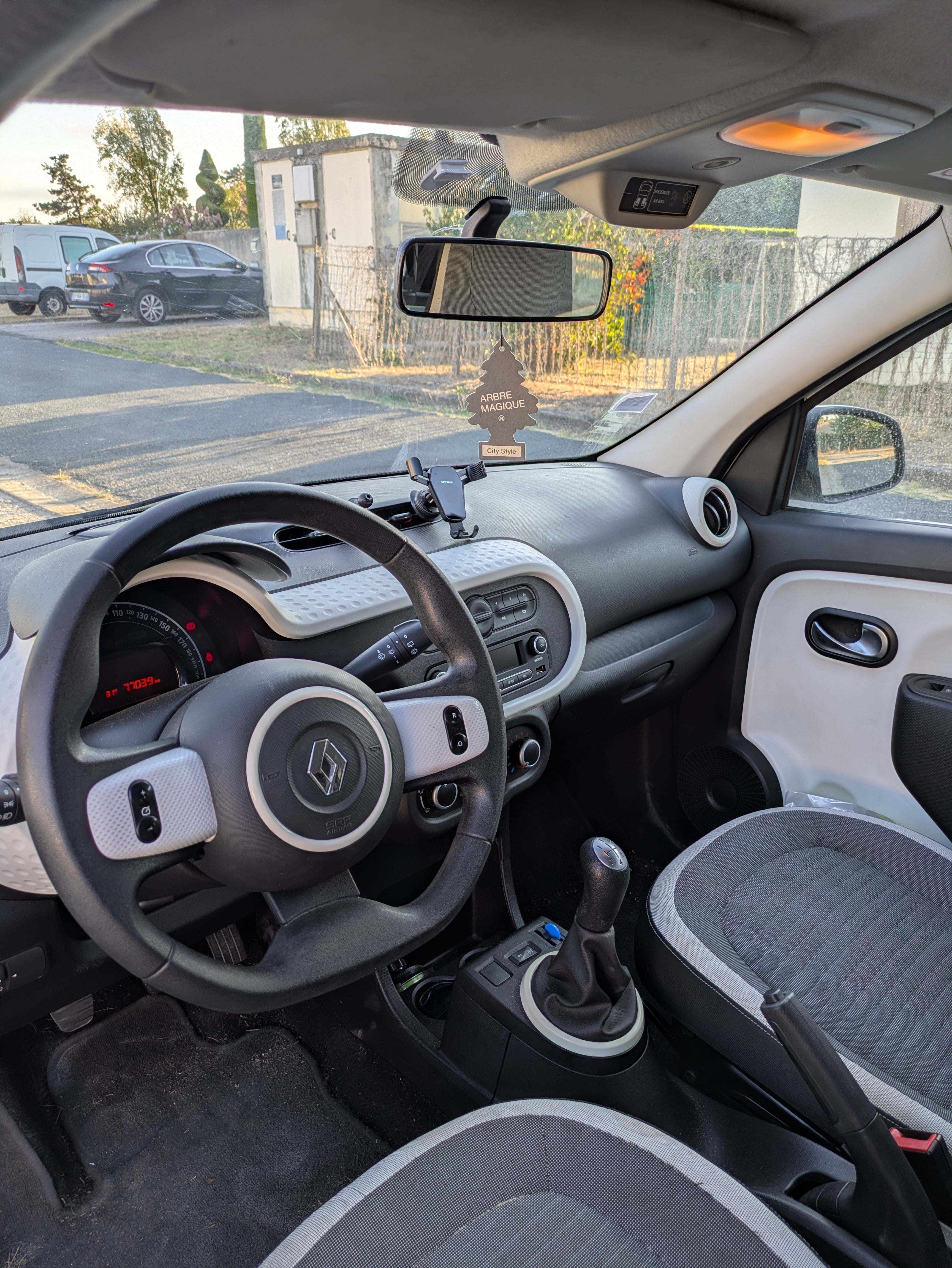 Renault Twingo III avec Port USB