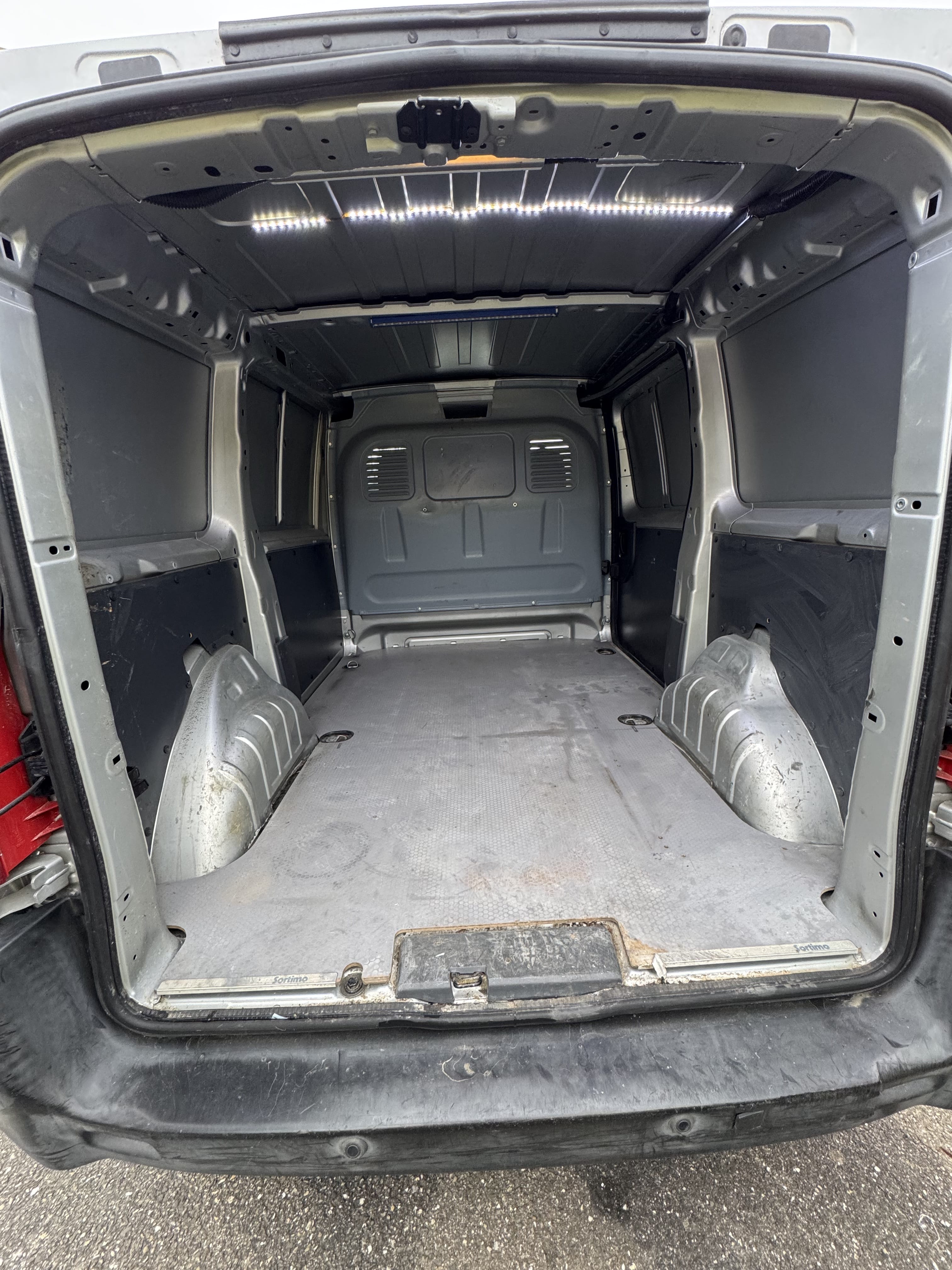 Peugeot Expert 2.0 HDI 130 avec Audio Bluetooth