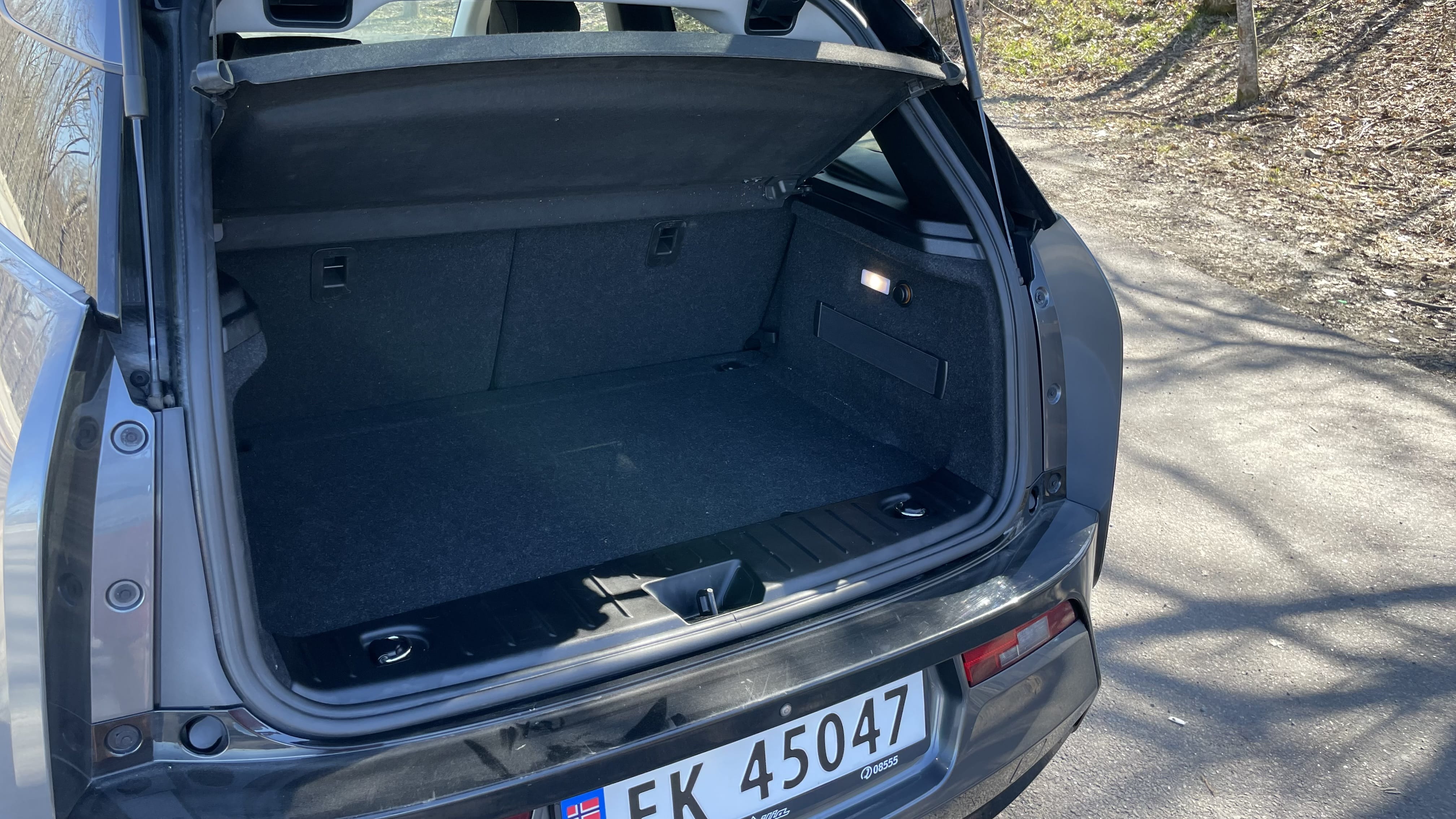 BMW i3 Fully Charged Edition with Snow tires
