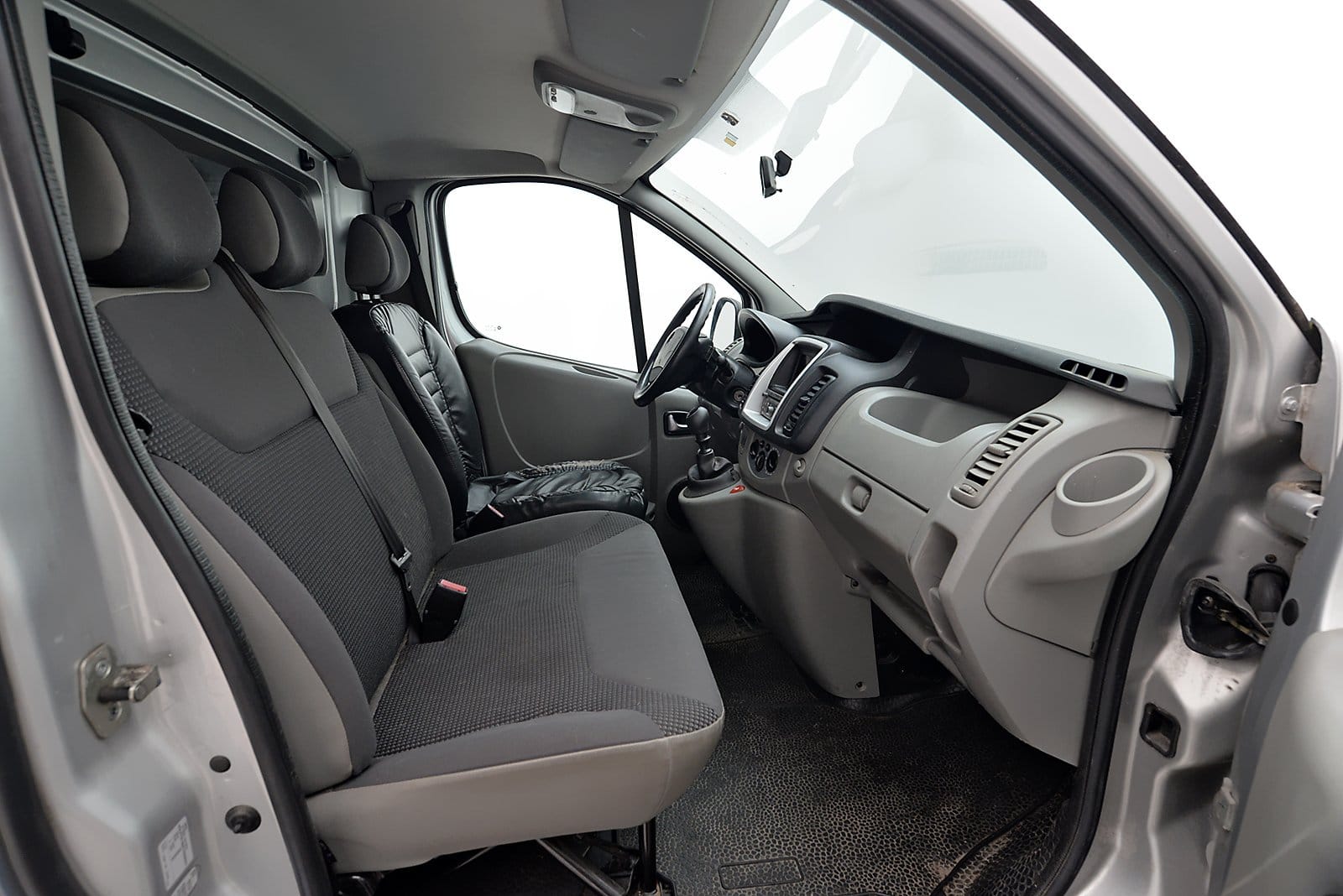 Opel Vivaro 2.0 CDTI Lang type med Tilhengerfeste