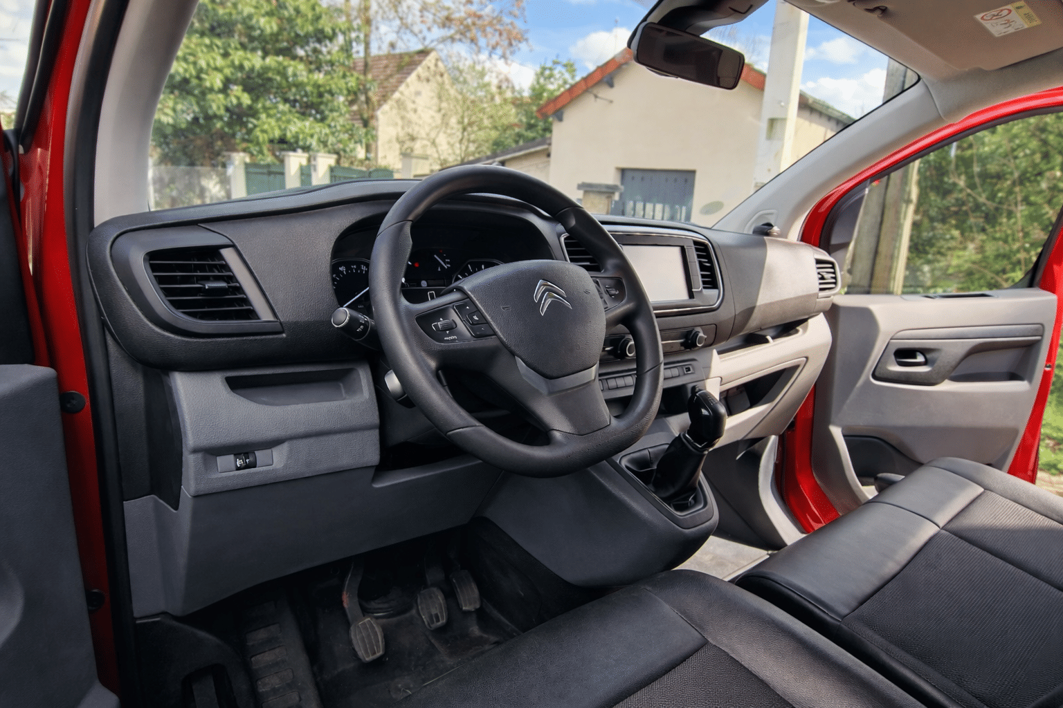 Citroen Jumpy JUMPY -  ES-097-XZ- Taille M - 19ème avec GPS