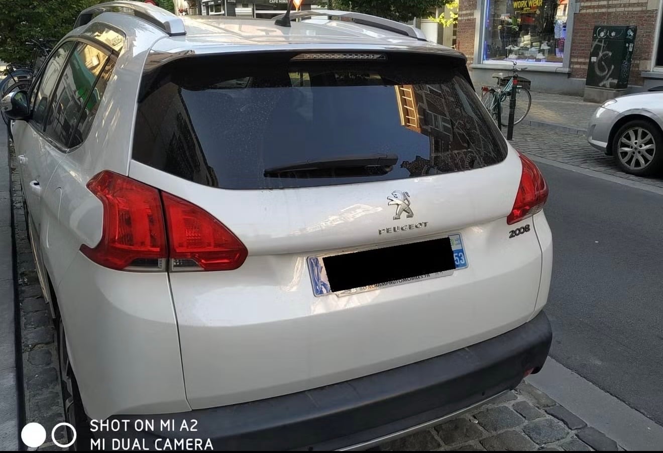 Peugeot 2008 avec GPS