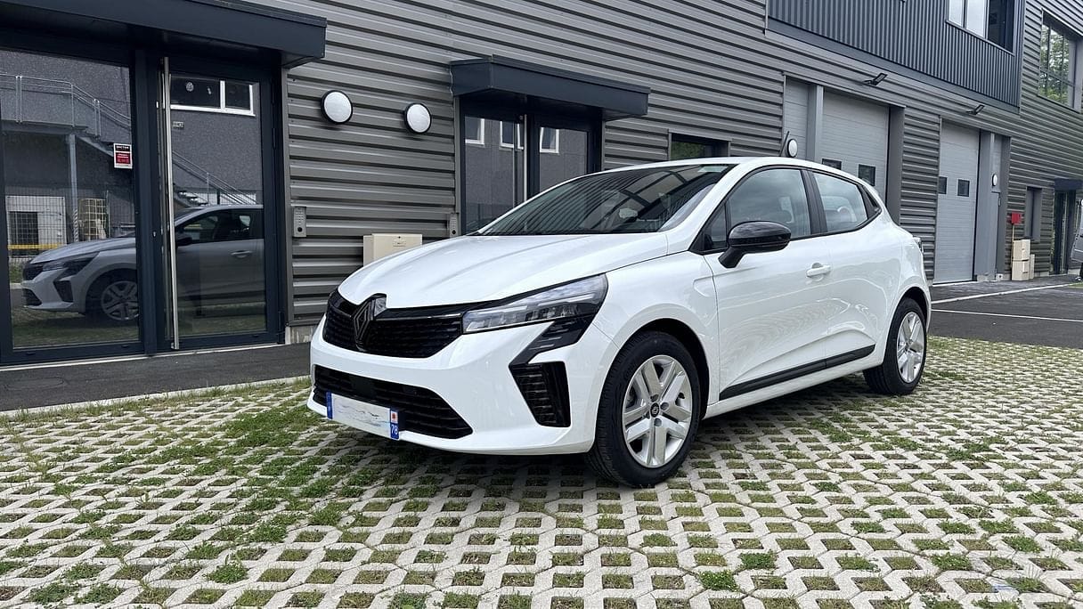 Renault Clio, 2024, Essence 95