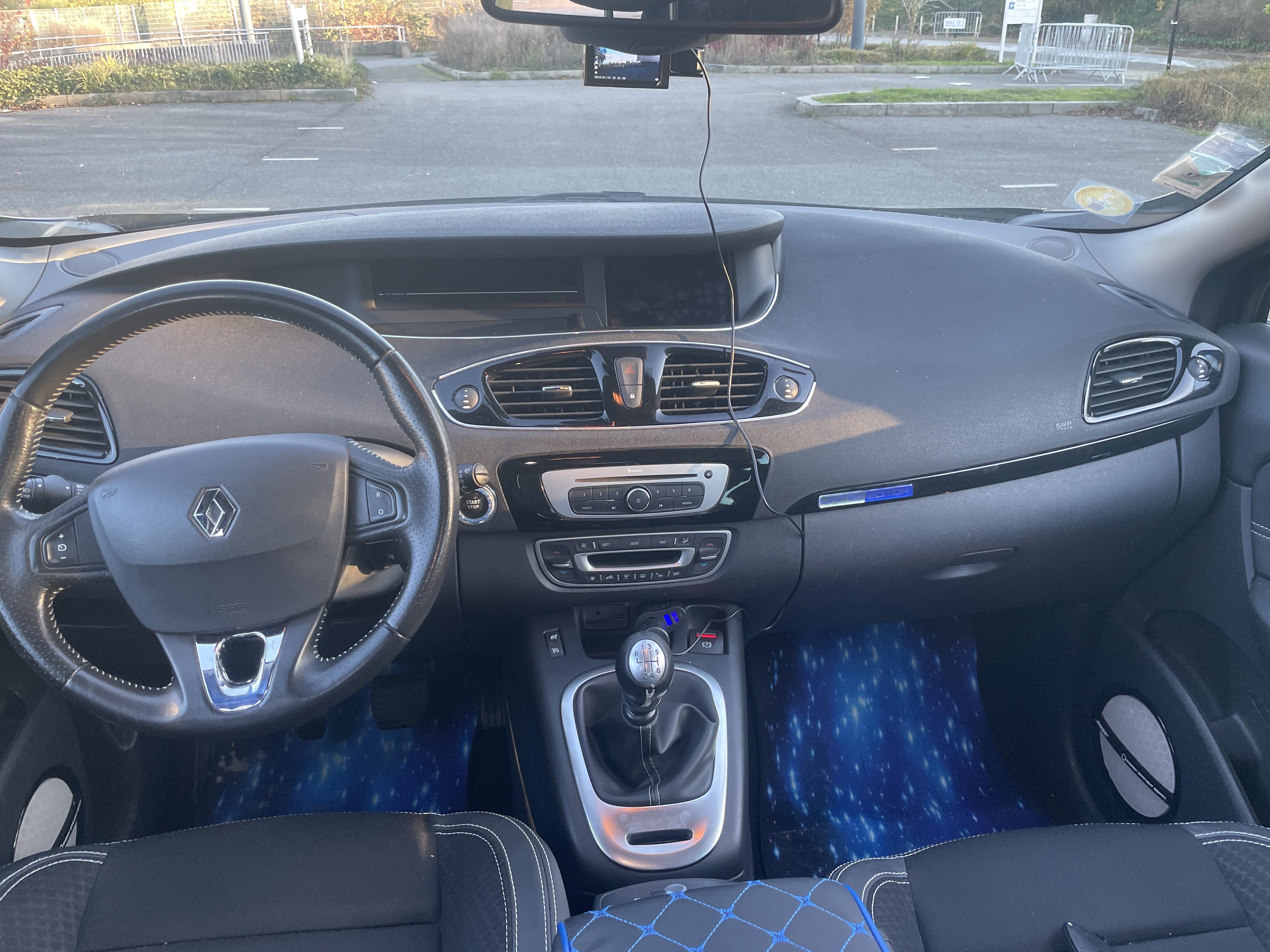 Renault Grand Scenic avec GPS