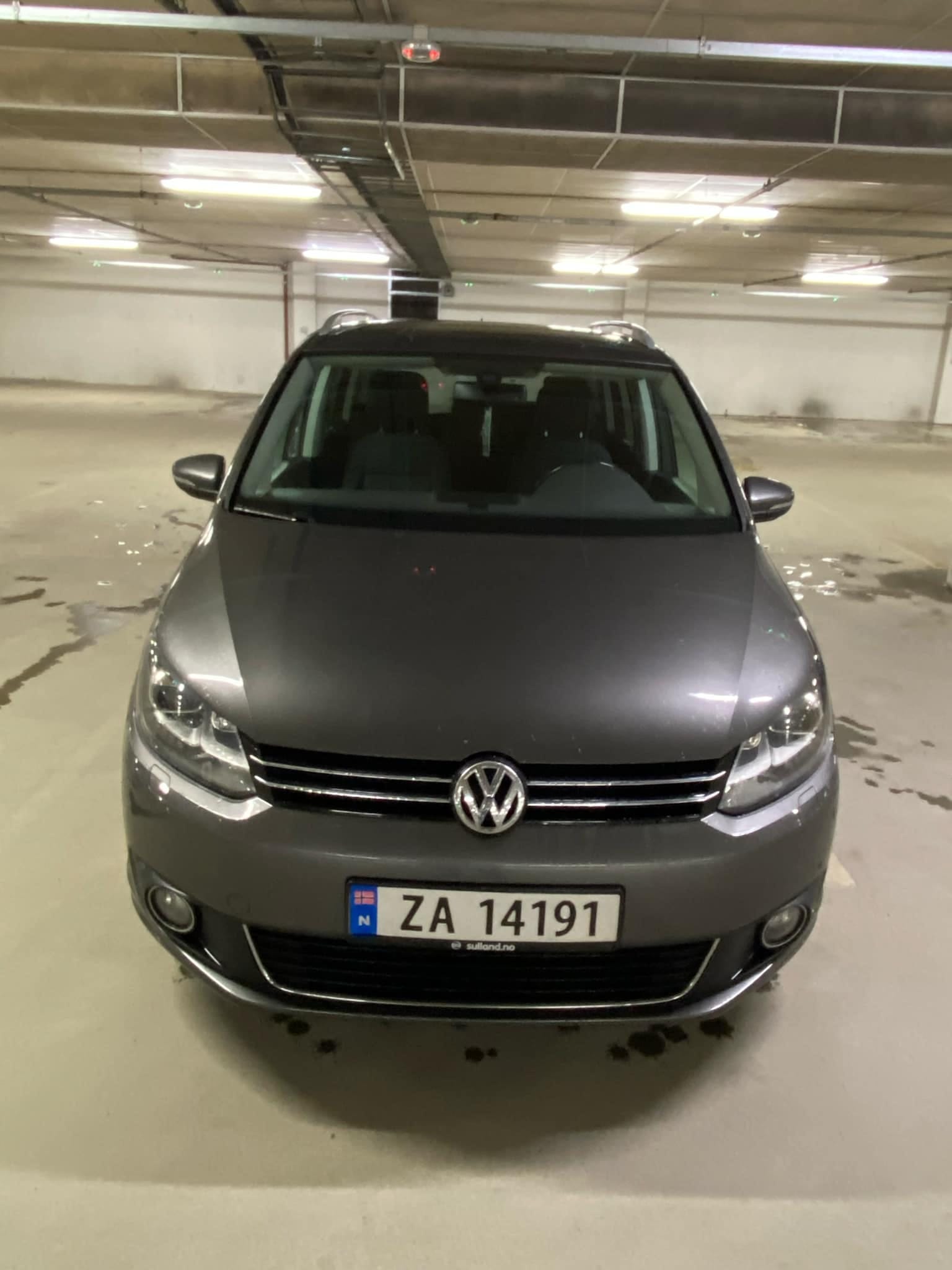 Volkswagen Touran met Sneeuwbanden