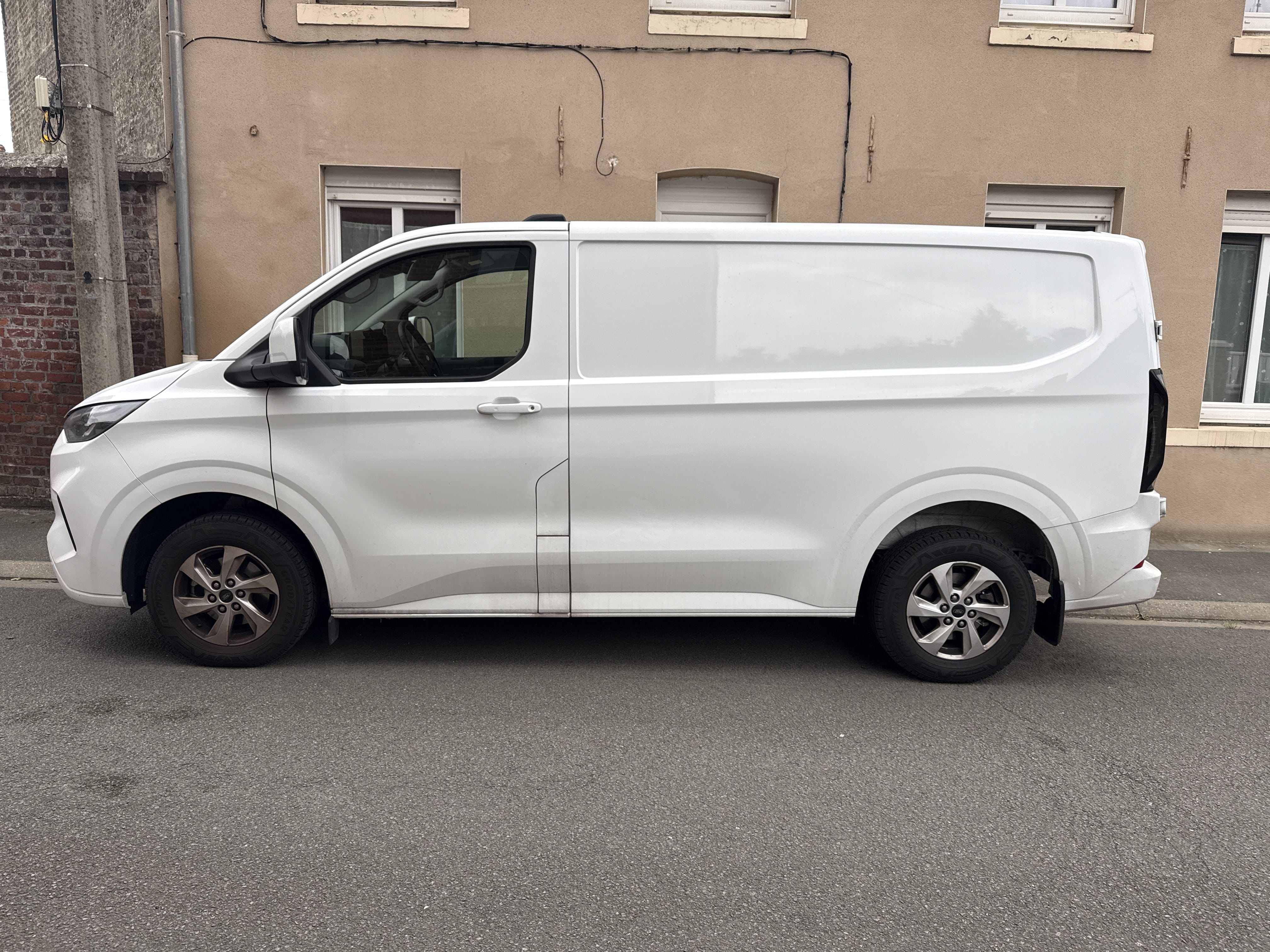 Ford Transit Custom Fourgon avec Climatisation