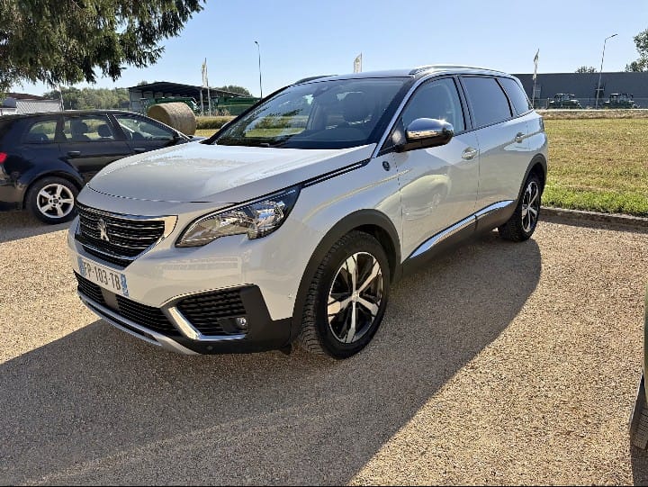 Peugeot 5008, 2020, Diesel, automatique, 7 places