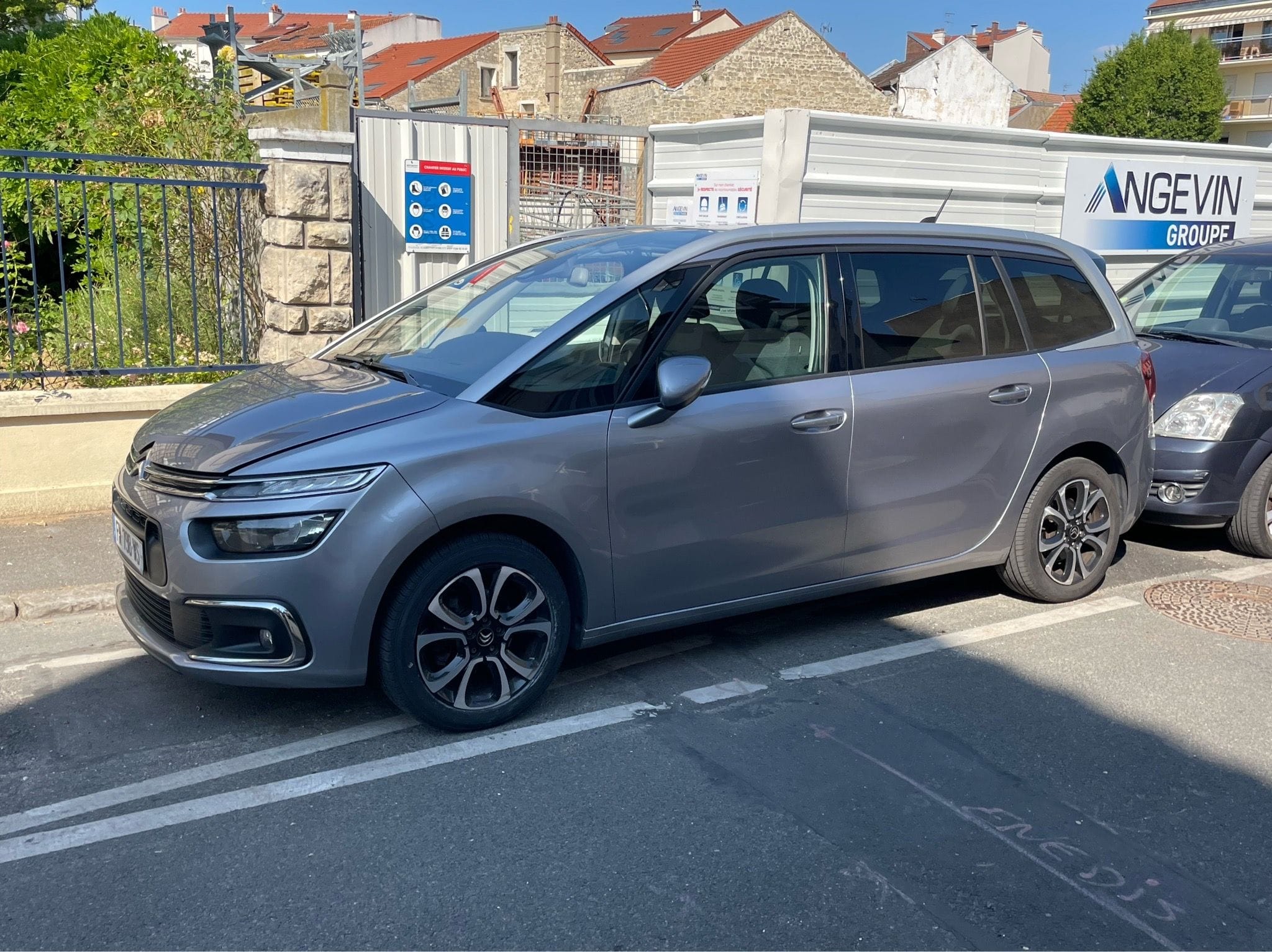 Citroen C4 Grand Spacetourer avec Climatisation
