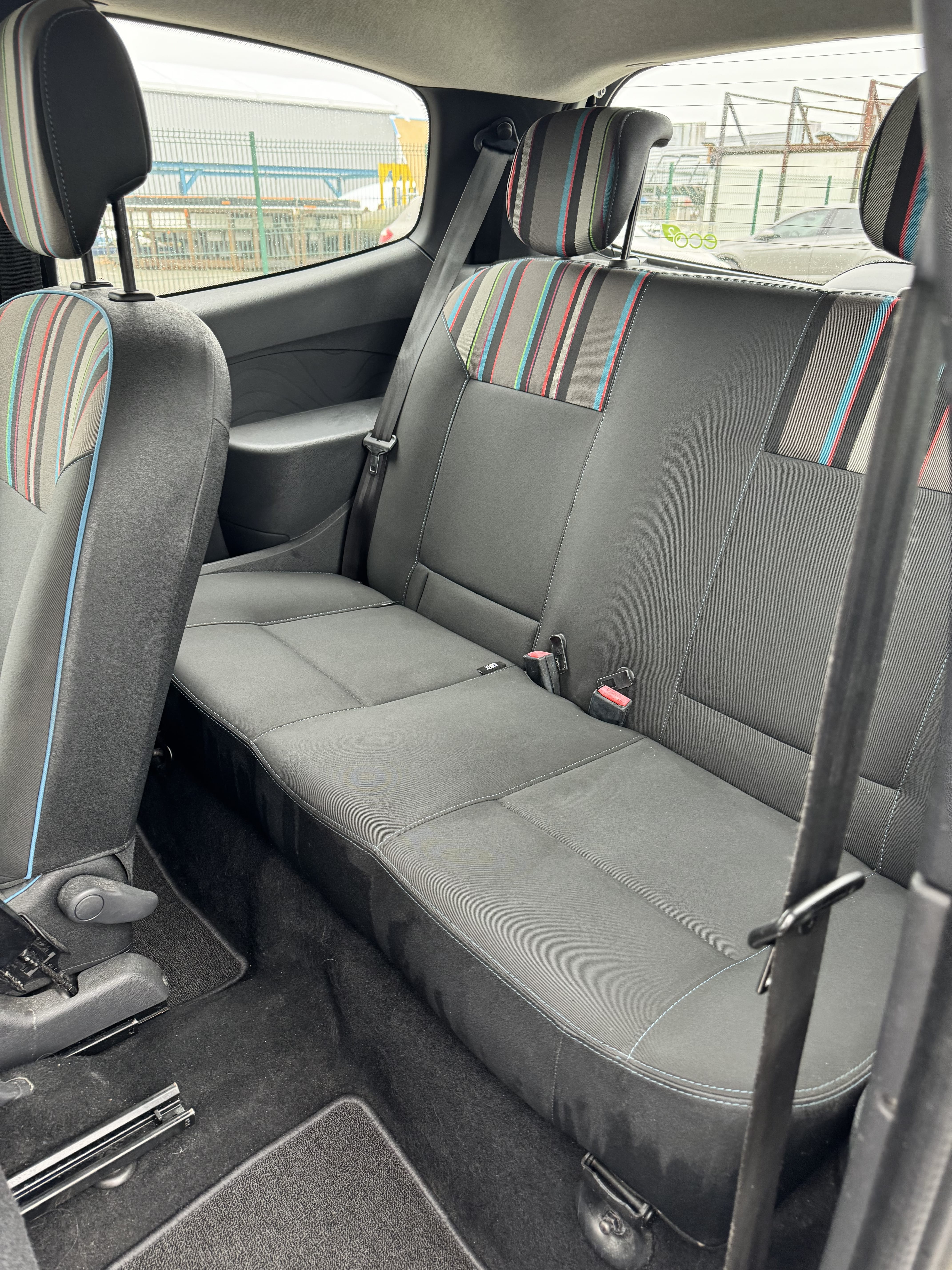 Renault Twingo II avec Audio Bluetooth