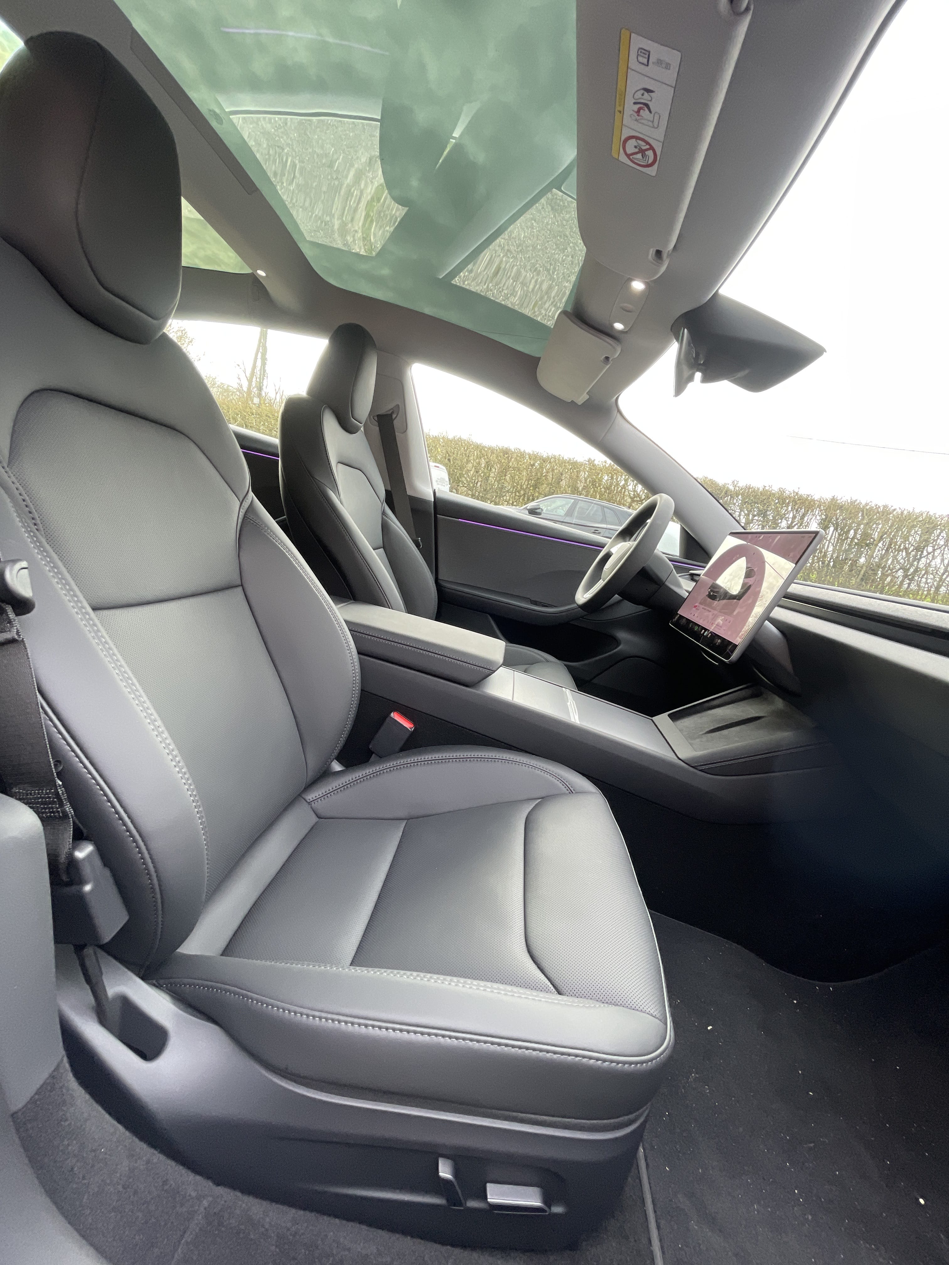 Tesla Model 3 Long Range avec Audio Bluetooth