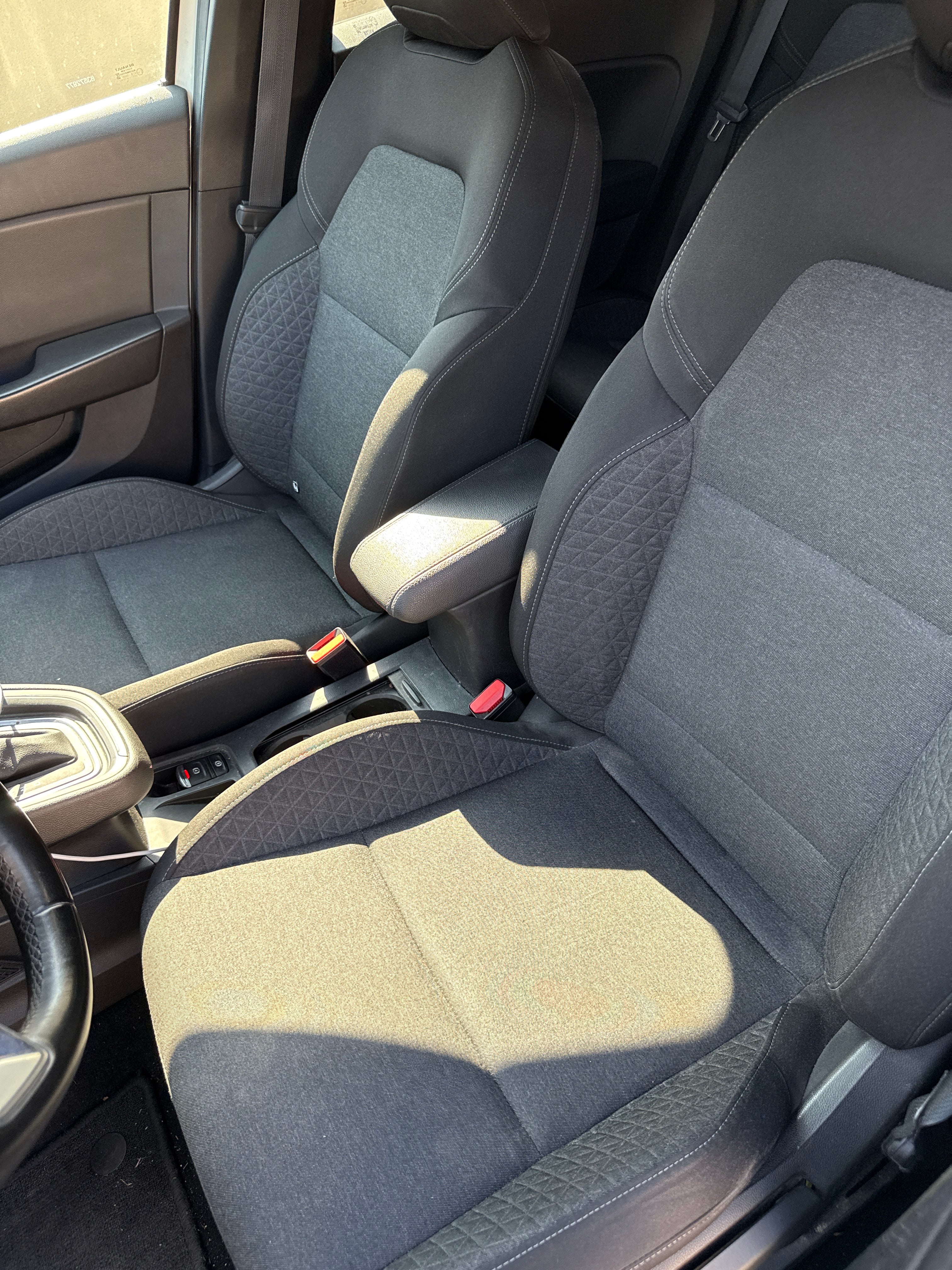 Renault Clio E-tech avec Audio Bluetooth