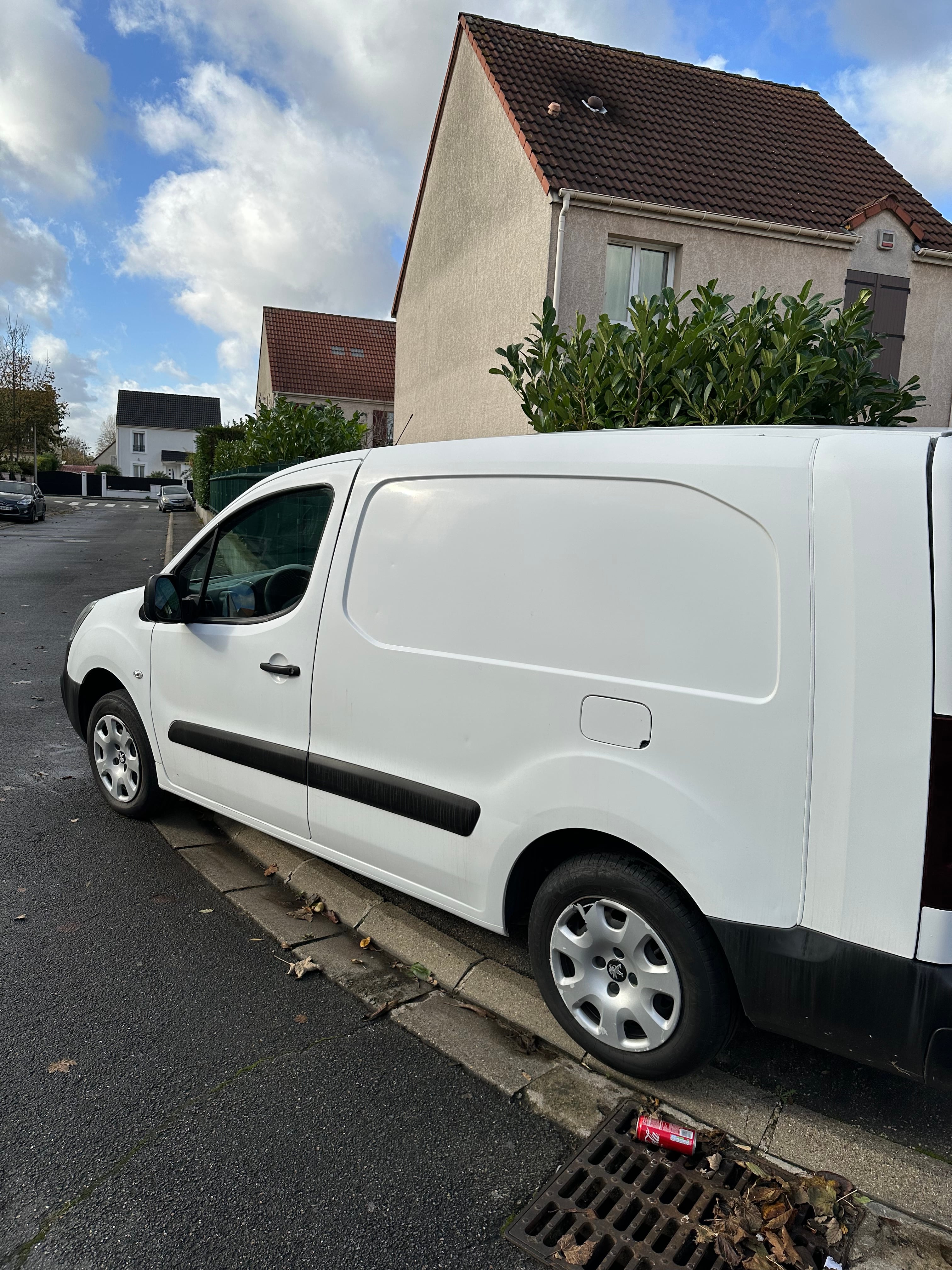 Peugeot Partner Double Cabine avec Climatisation