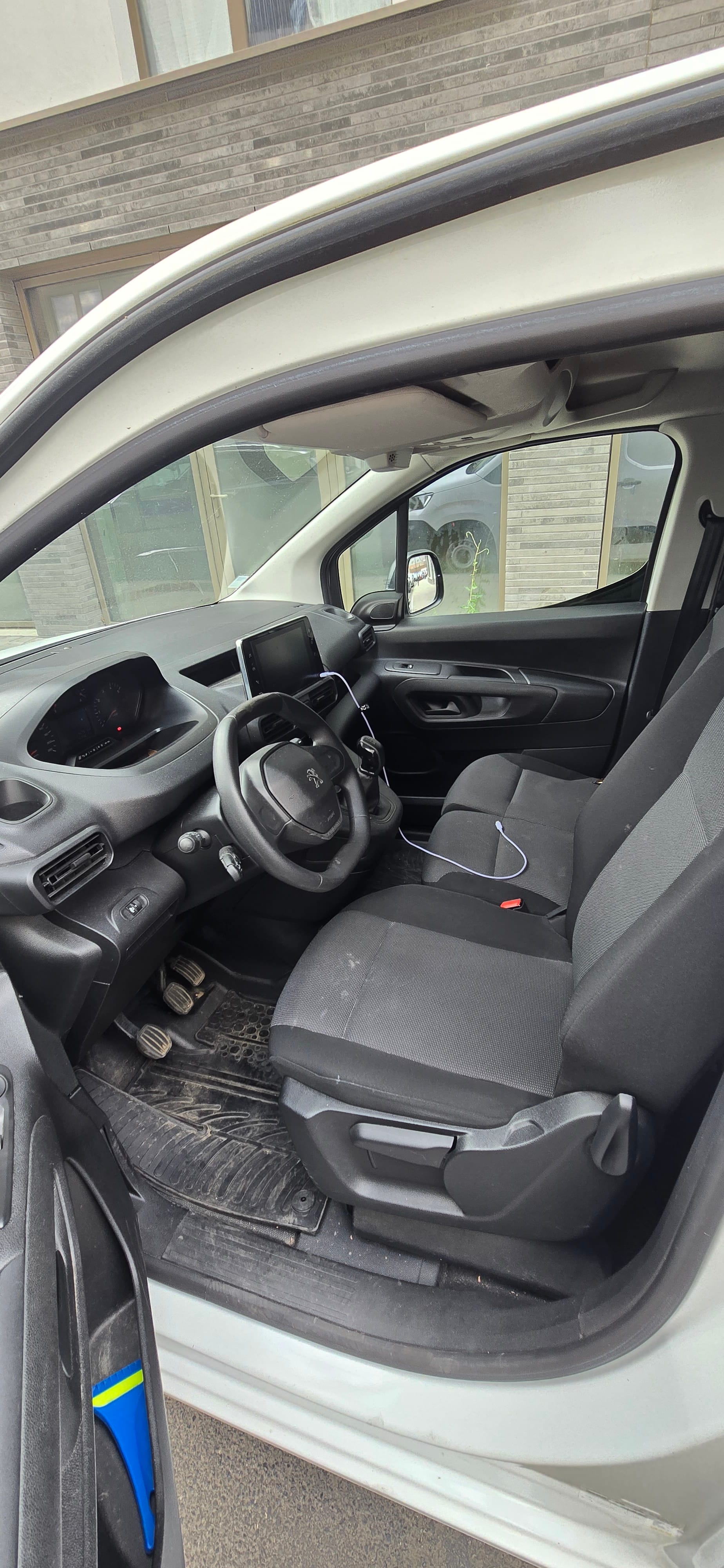 Peugeot Partner met GPS