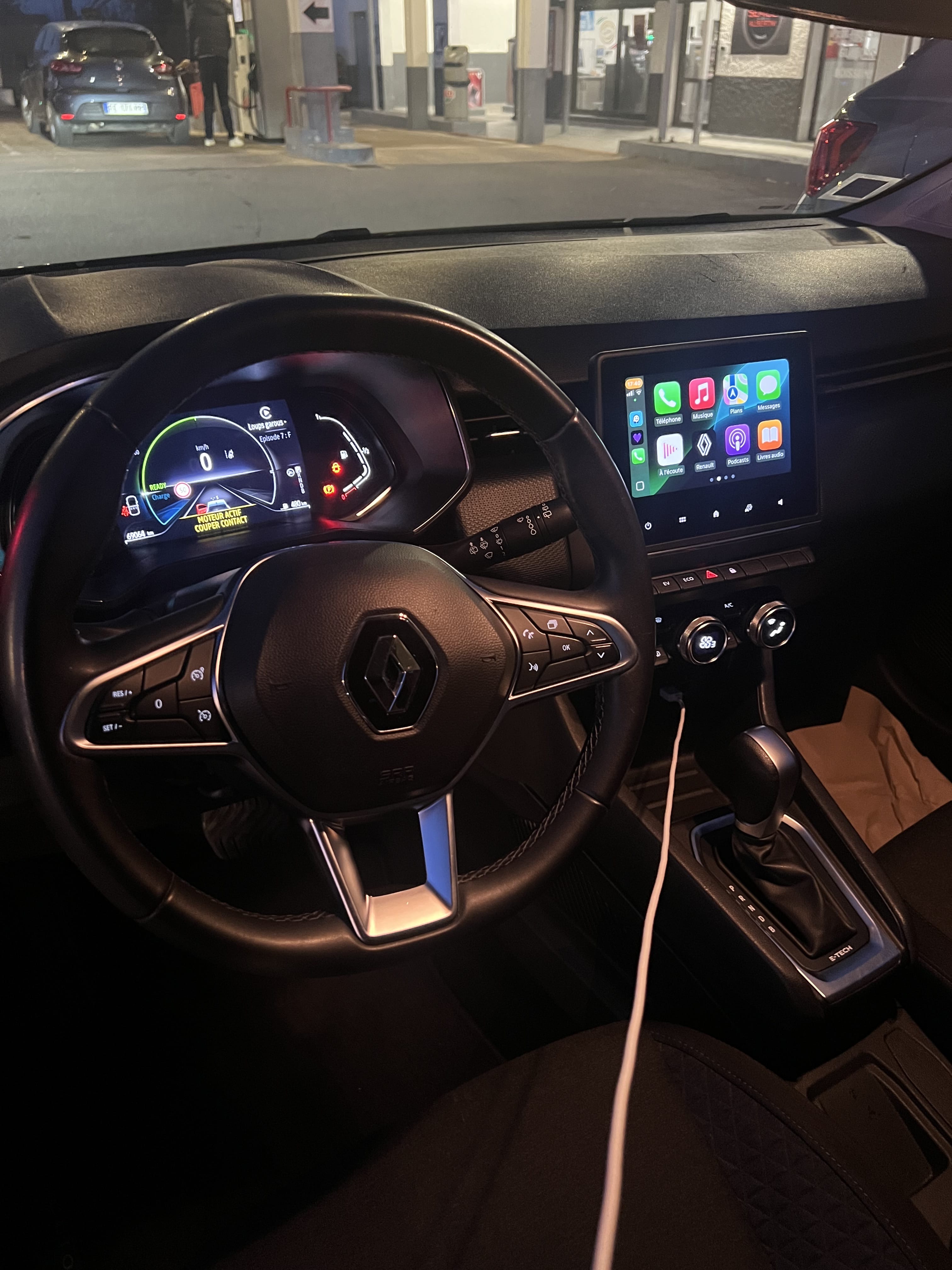Renault Clio E-tech avec Régulateur de vitesse