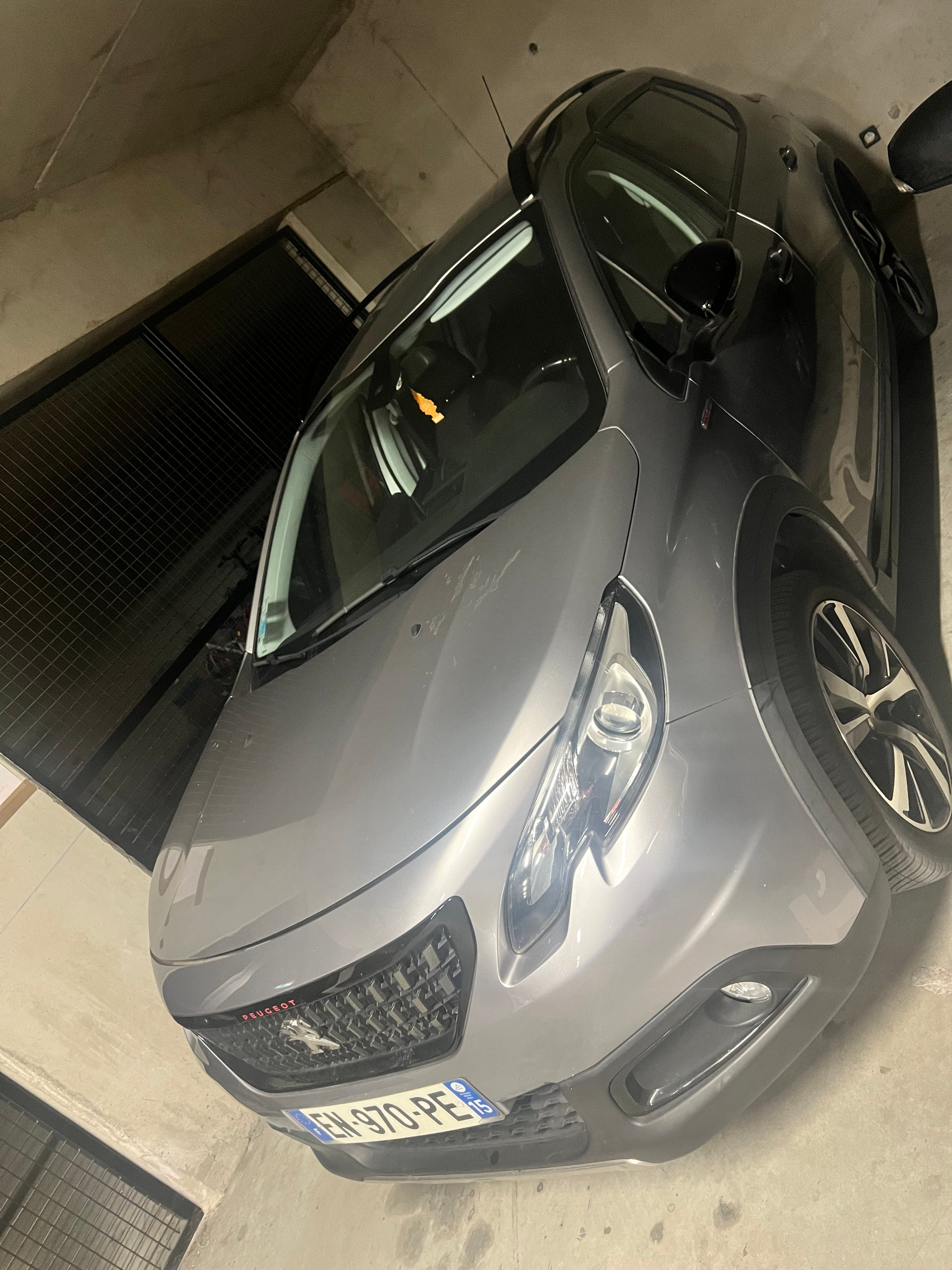 Peugeot 2008, 2017, Essence 95