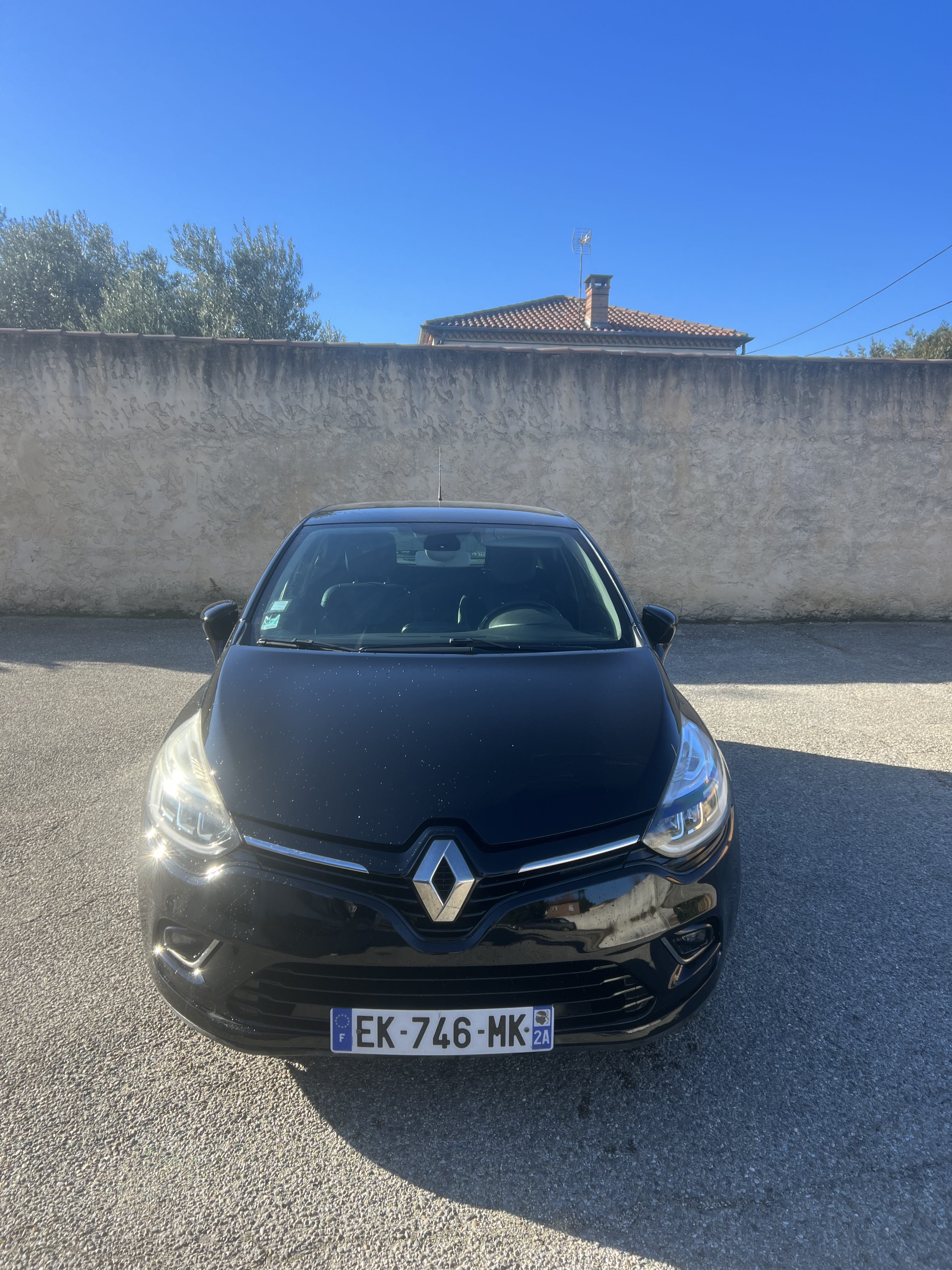 Renault Clio 09 TCE ESSENCE avec Siège bébé