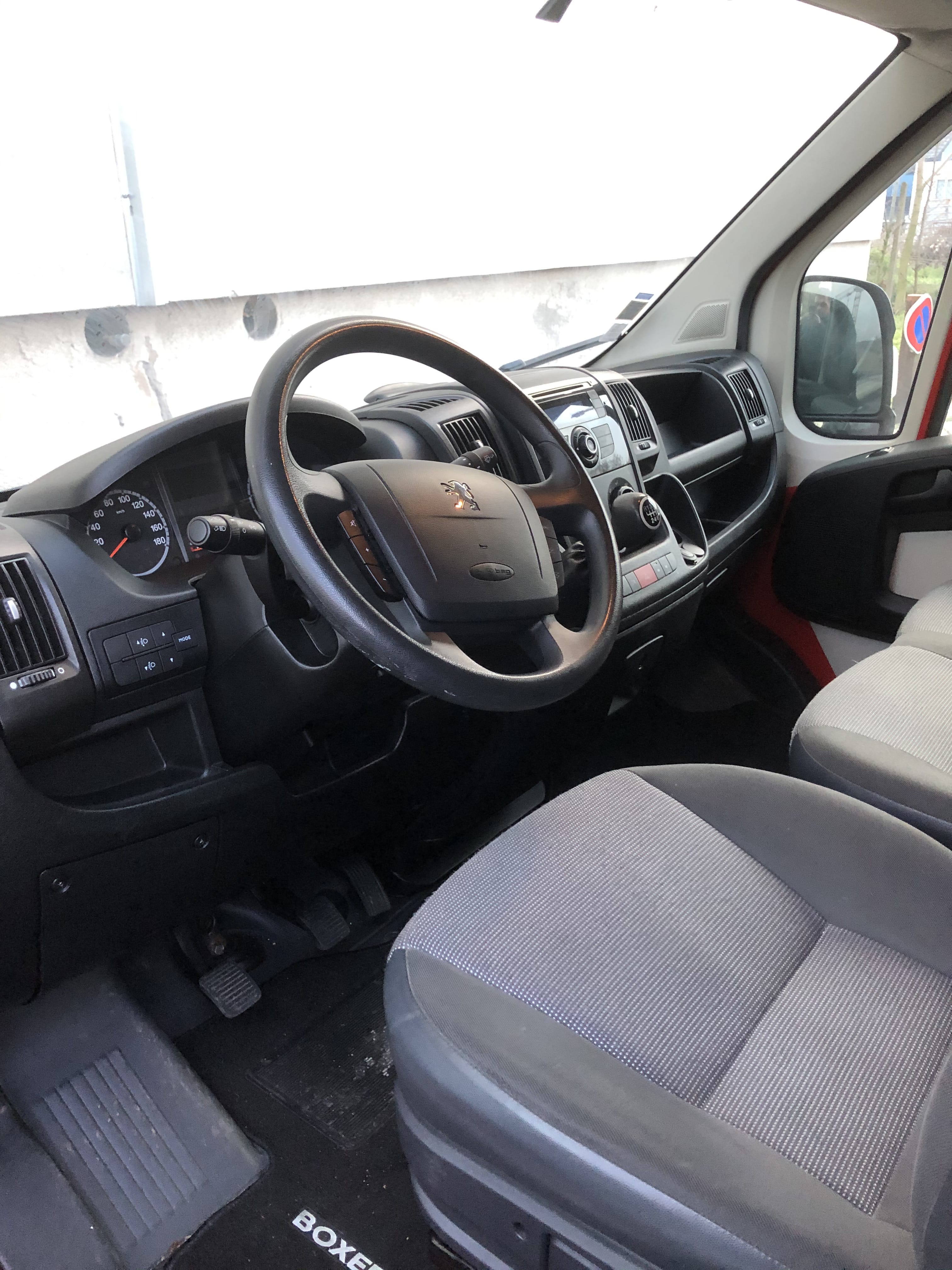Peugeot Boxer 2.2 HDi 120 L2H2