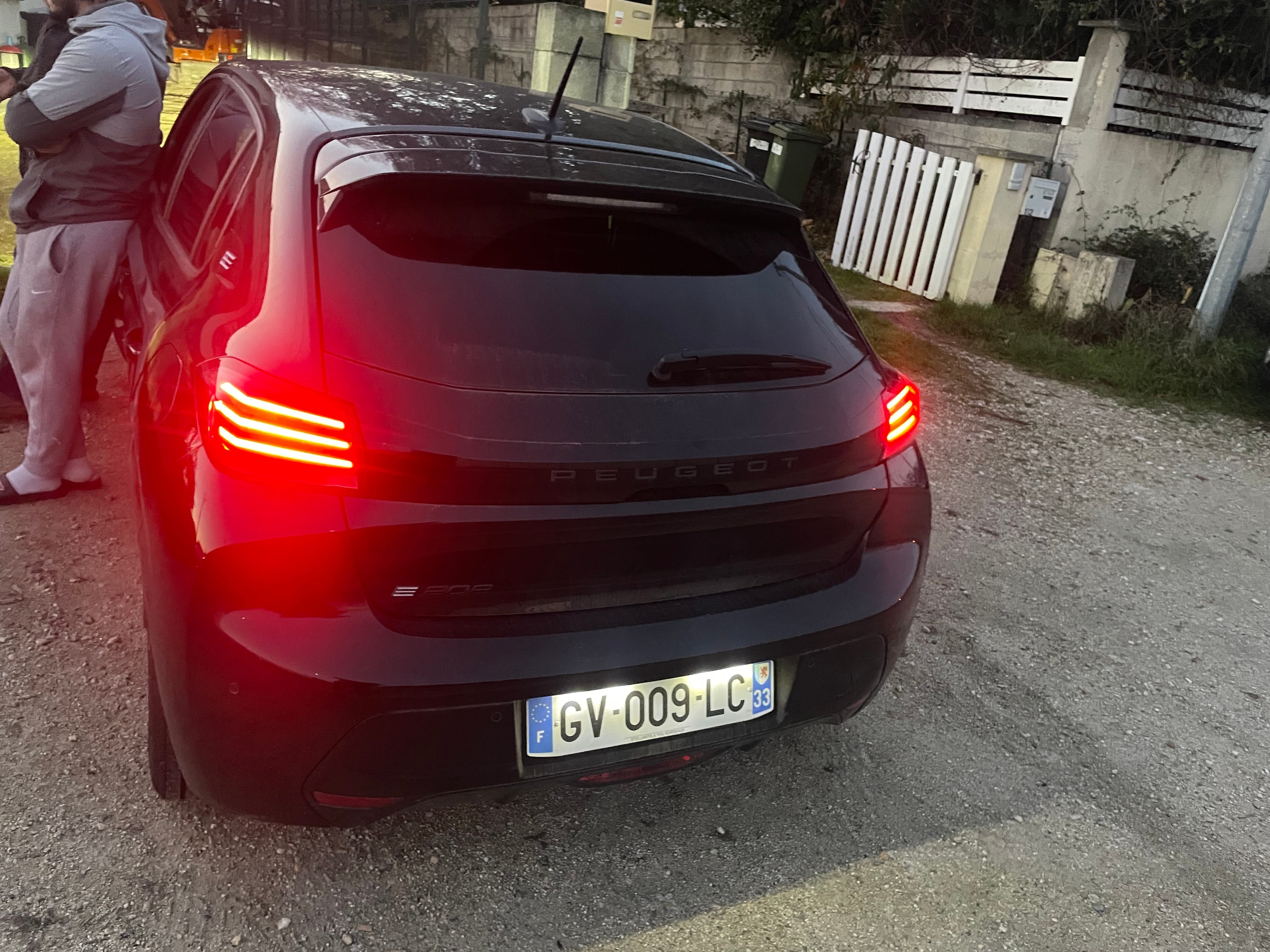 Peugeot 208 avec GPS